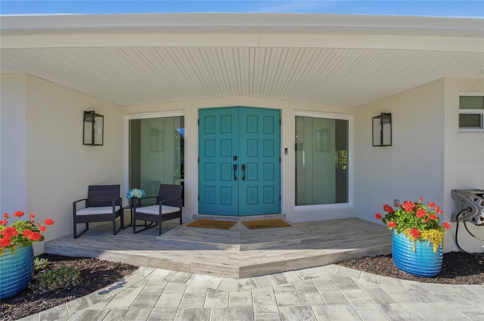 Image 11 of 58 For 272 Shore Drive