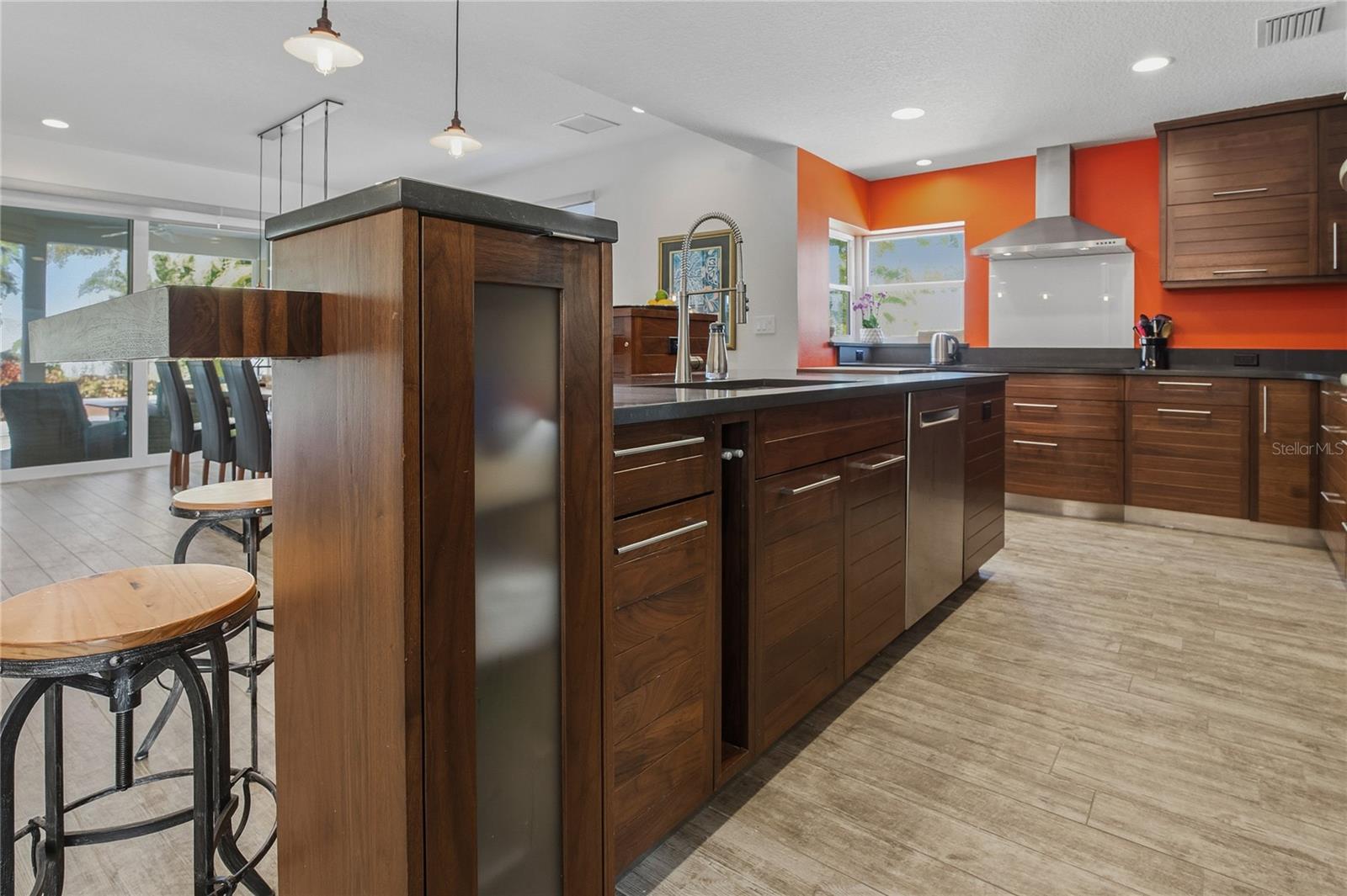 Image 22 of 58 For 272 Shore Drive