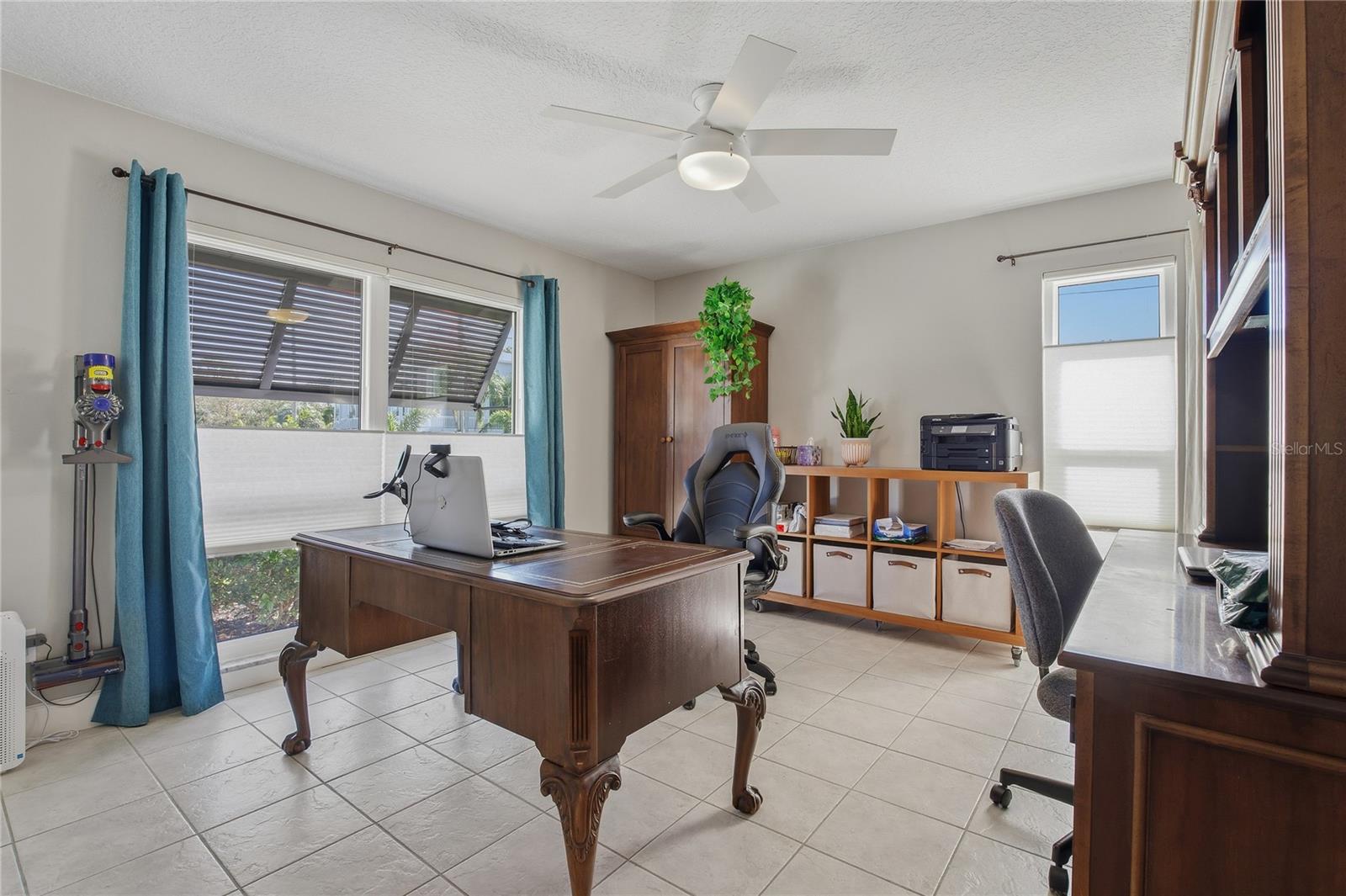 Image 36 of 58 For 272 Shore Drive