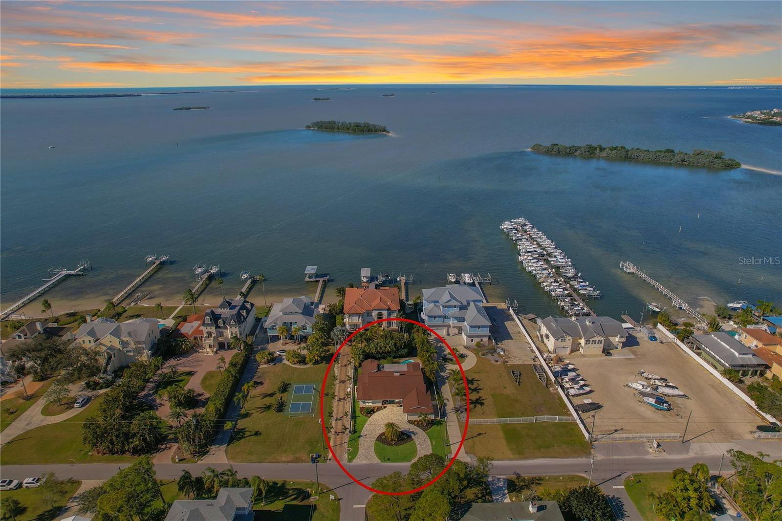 Image 53 of 58 For 272 Shore Drive