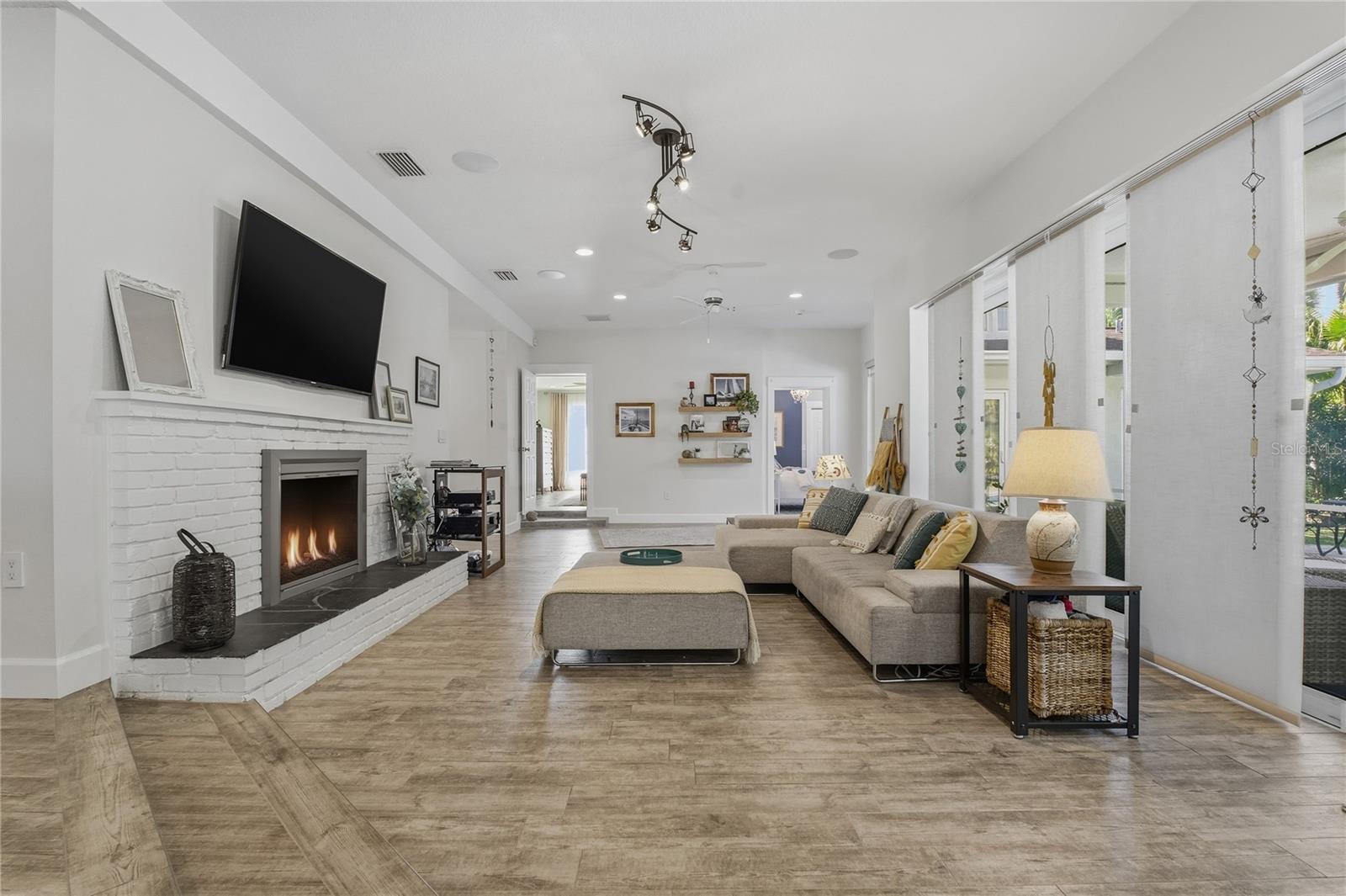 Image 8 of 58 For 272 Shore Drive