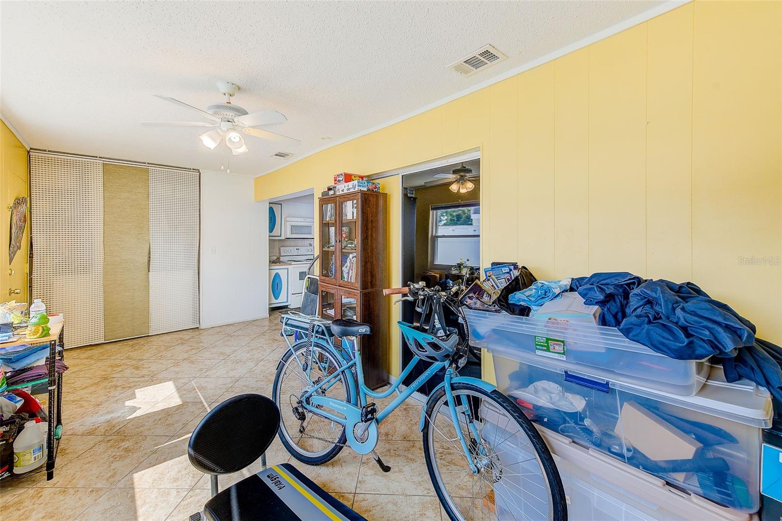 Image 16 of 29 For 11200 102nd Avenue 75