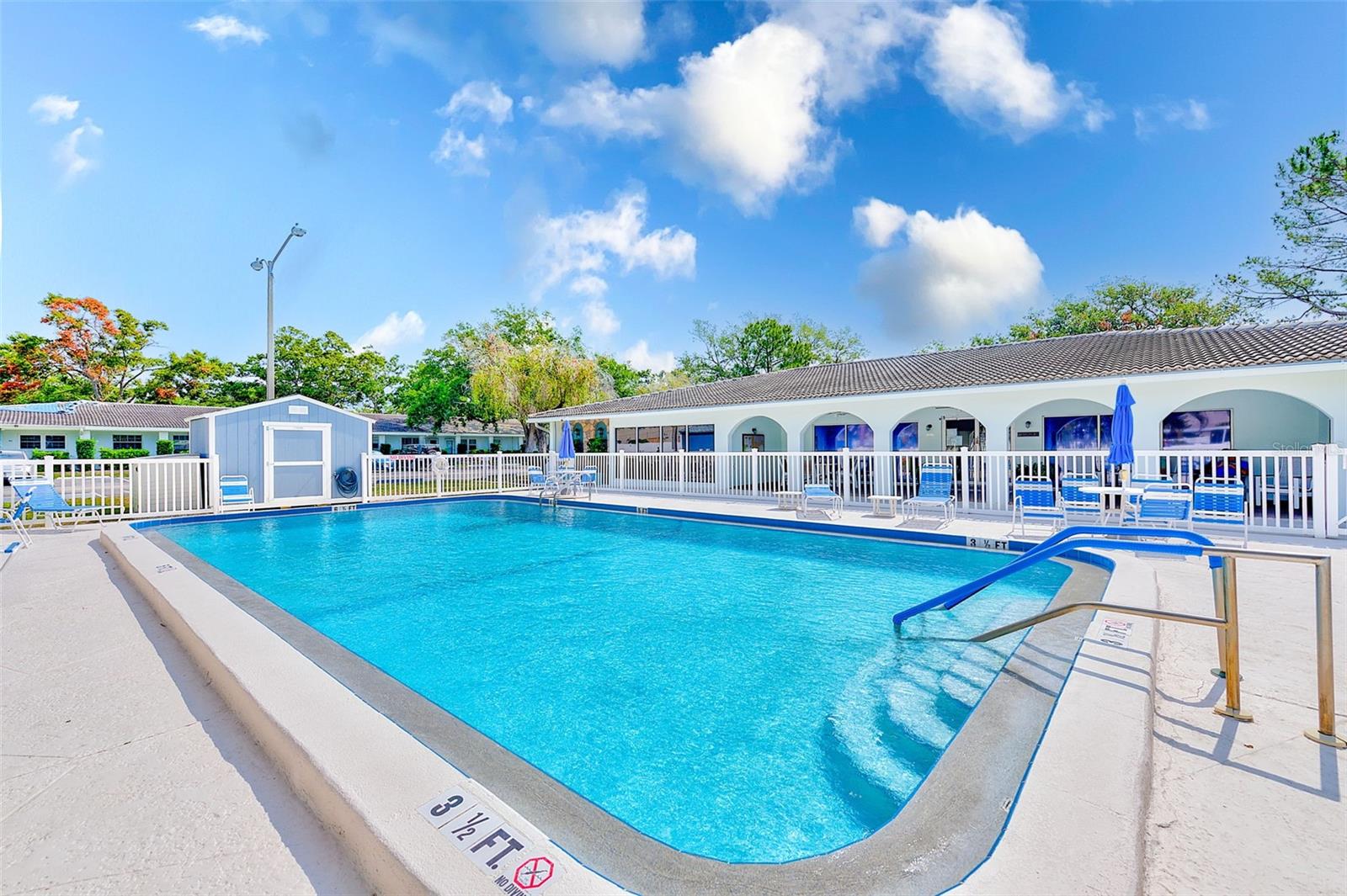 Image 27 of 29 For 11200 102nd Avenue 75