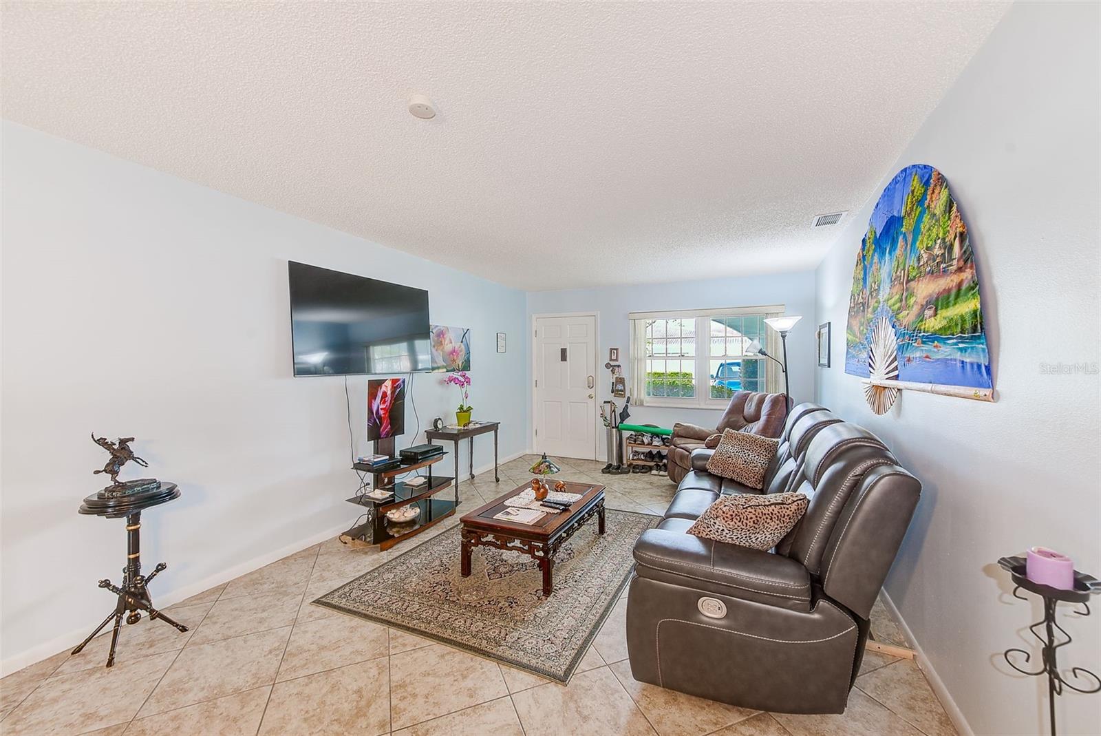 Image 4 of 29 For 11200 102nd Avenue 75