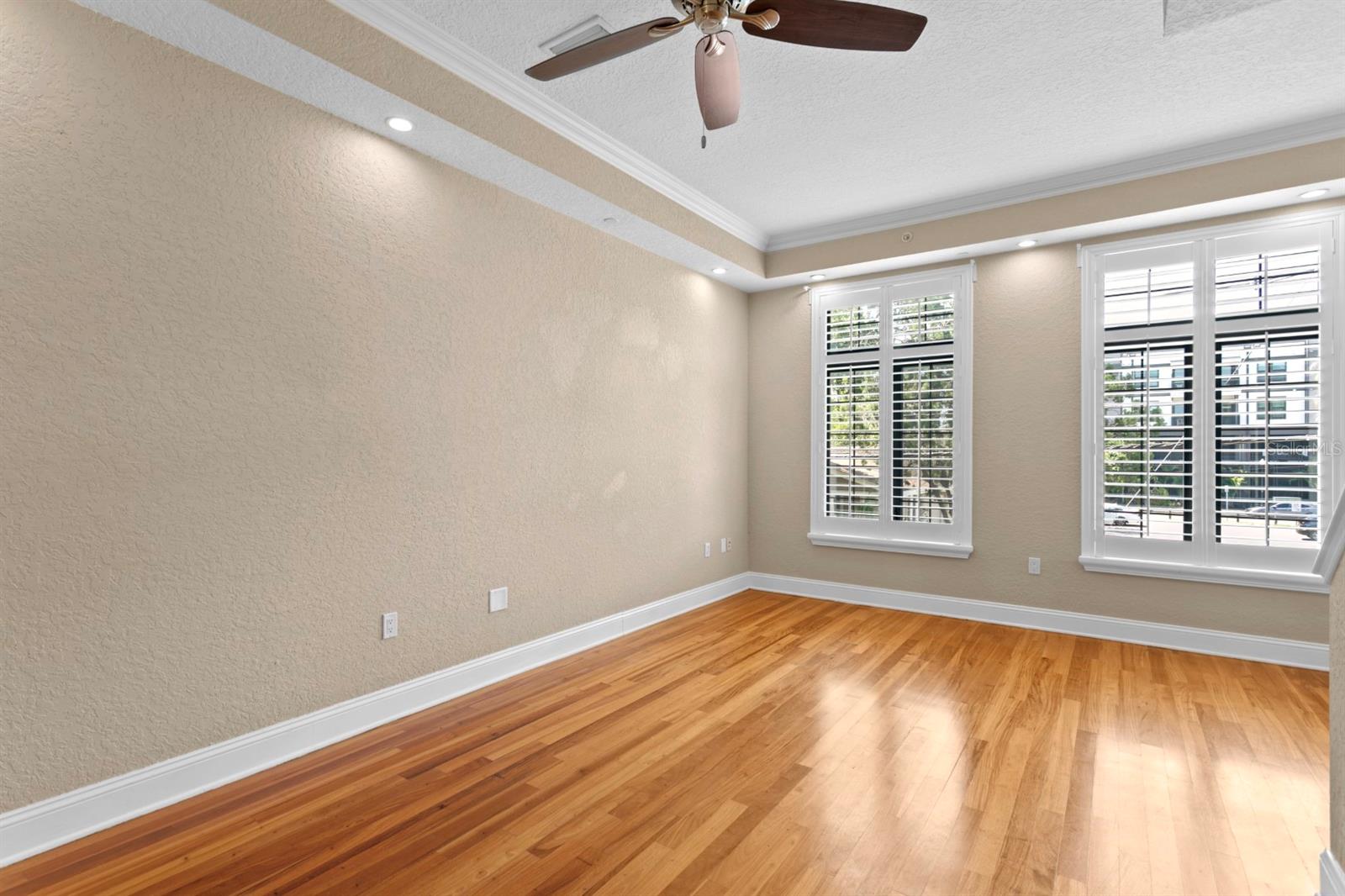 Image 10 of 30 For 2226 Soho Bay Court