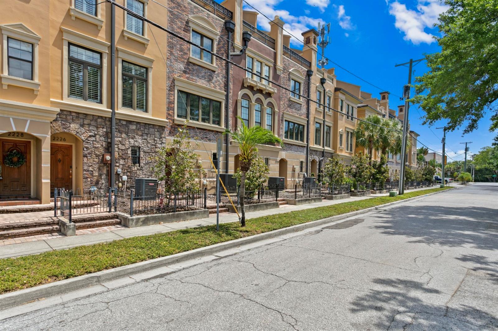 Image 29 of 30 For 2226 Soho Bay Court