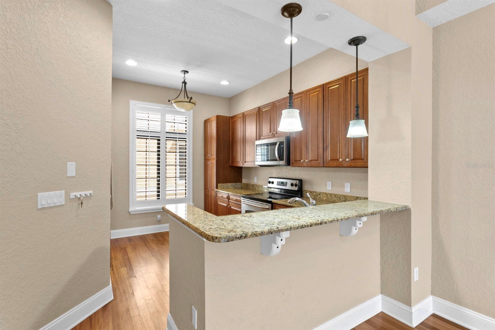 Image 5 of 30 For 2226 Soho Bay Court