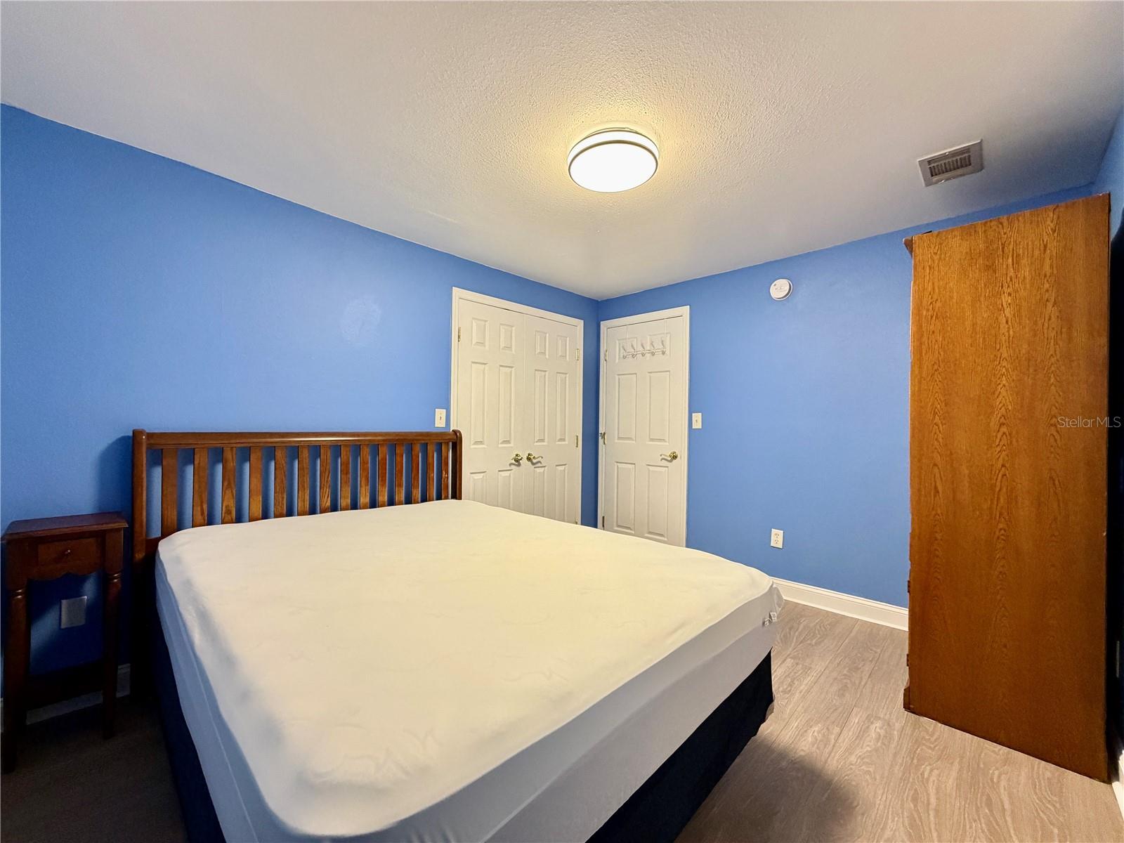 Image 11 of 25 For 225 70th Street N