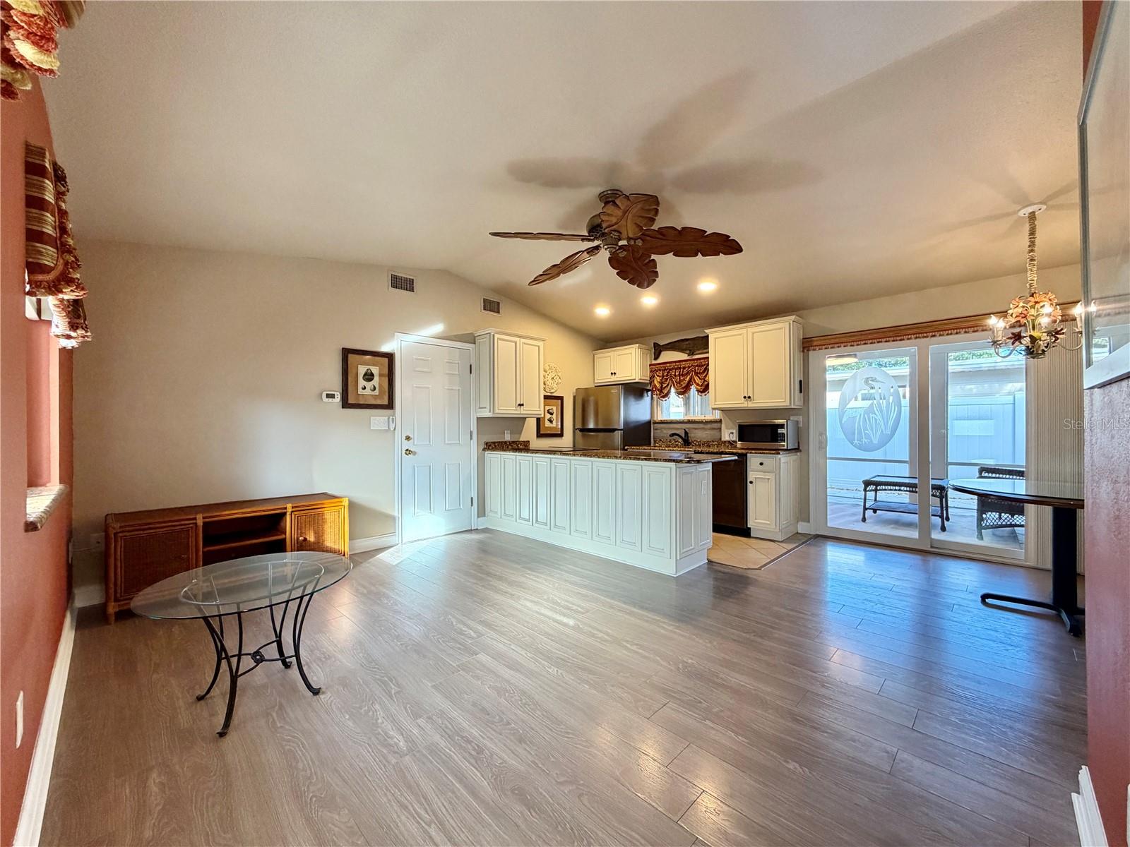 Image 4 of 25 For 225 70th Street N