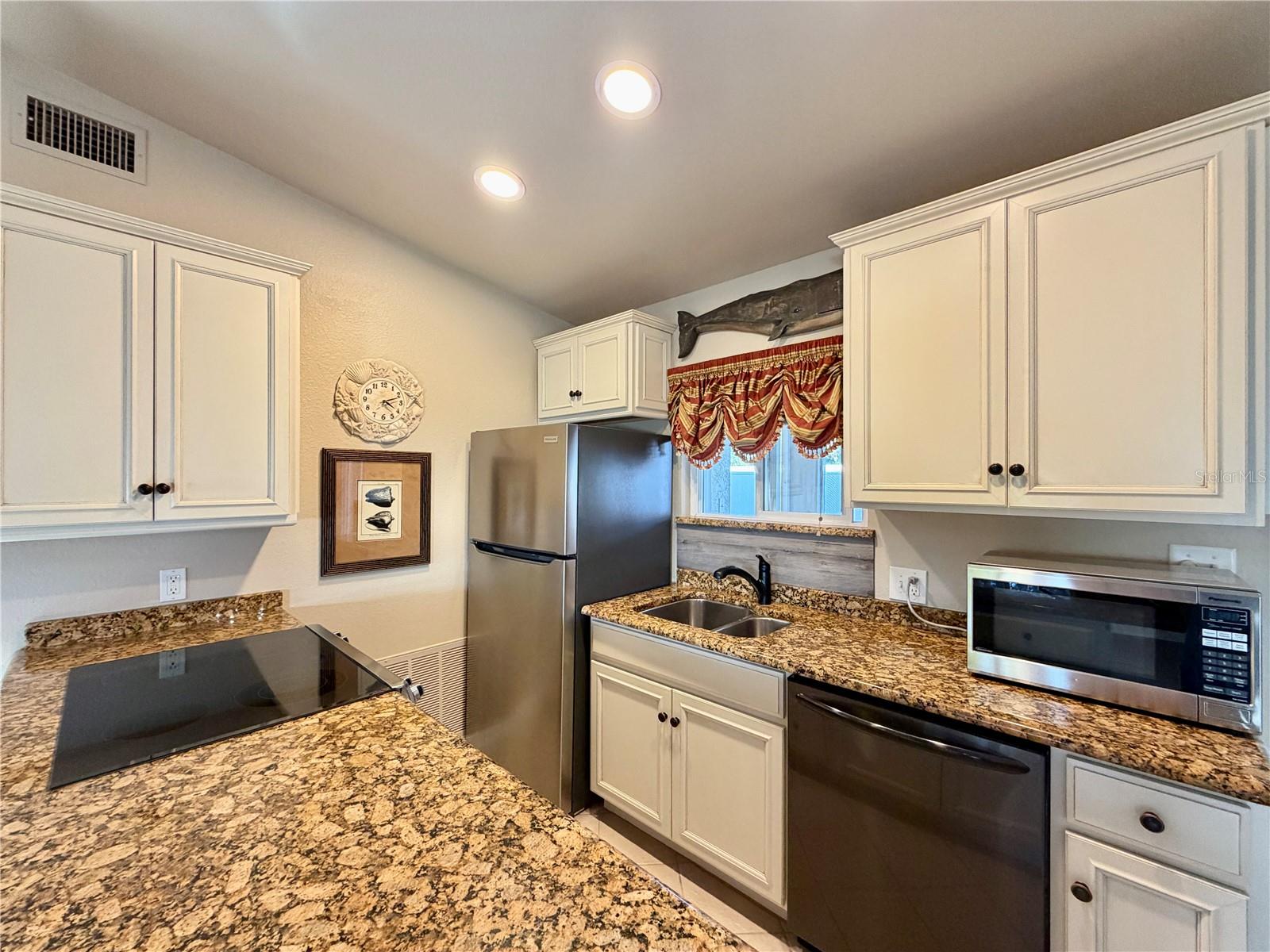 Image 8 of 25 For 225 70th Street N