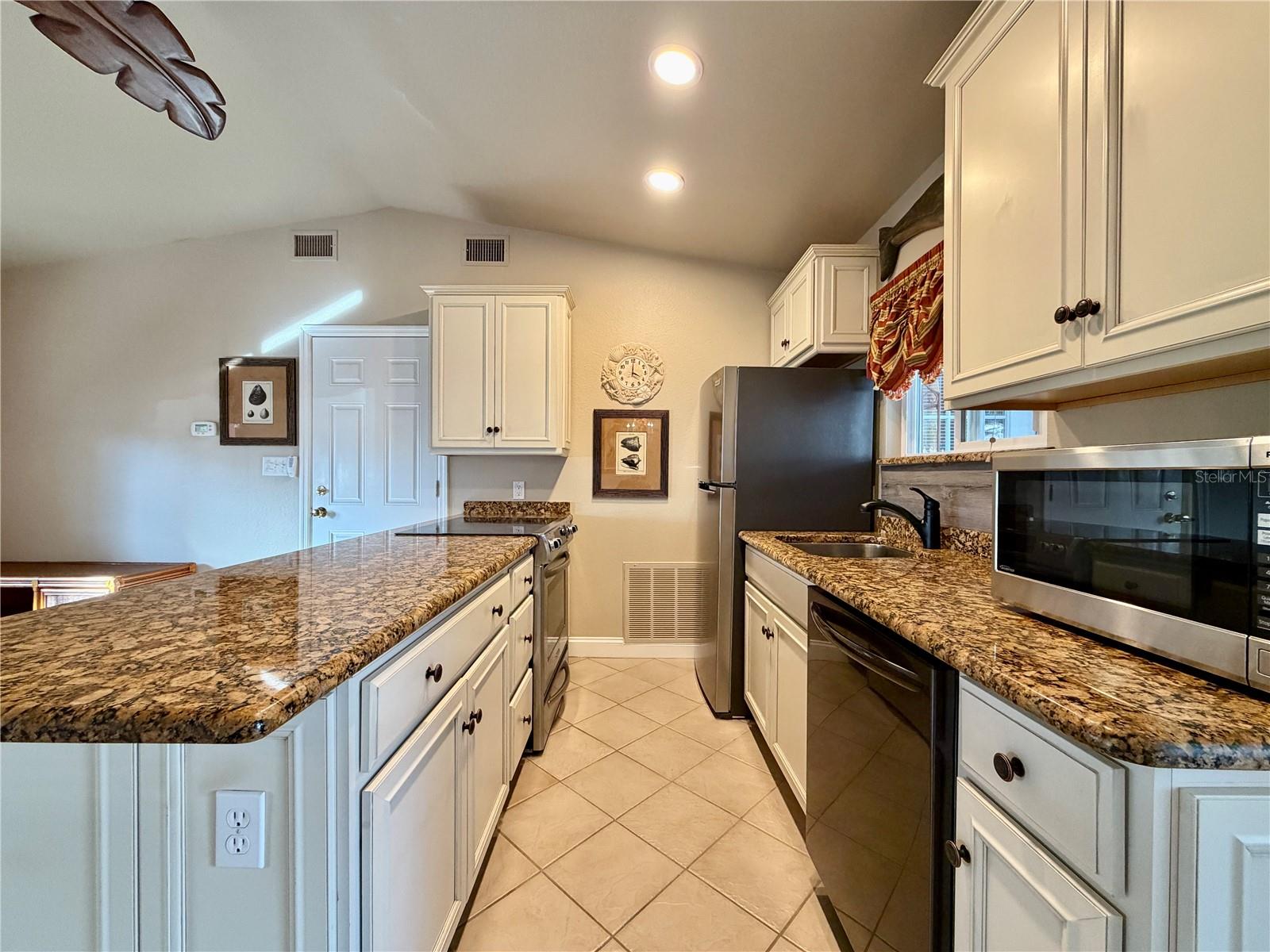 Image 9 of 25 For 225 70th Street N