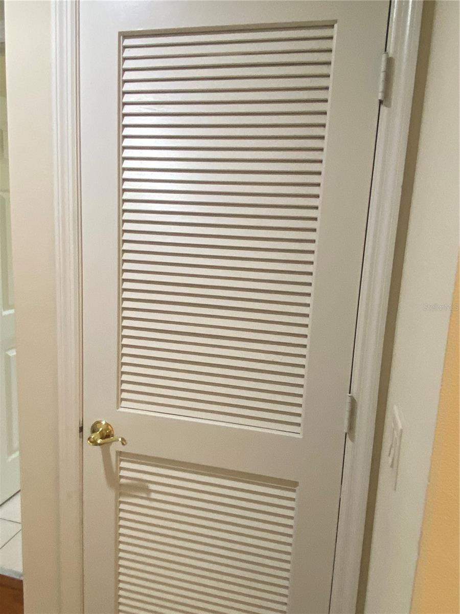 Image 21 of 61 For 18926 Duquesne Drive 18926