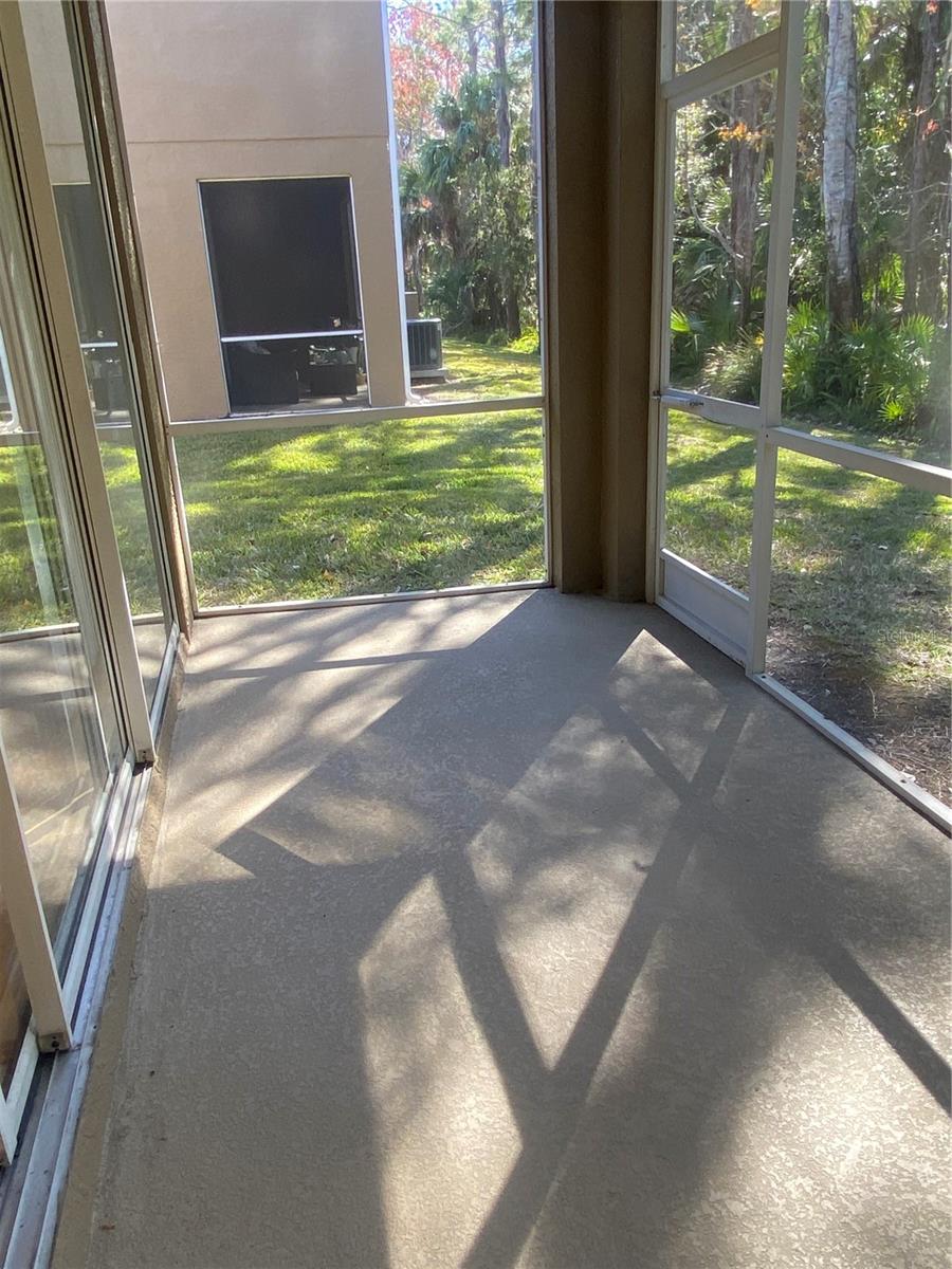 Image 31 of 61 For 18926 Duquesne Drive 18926