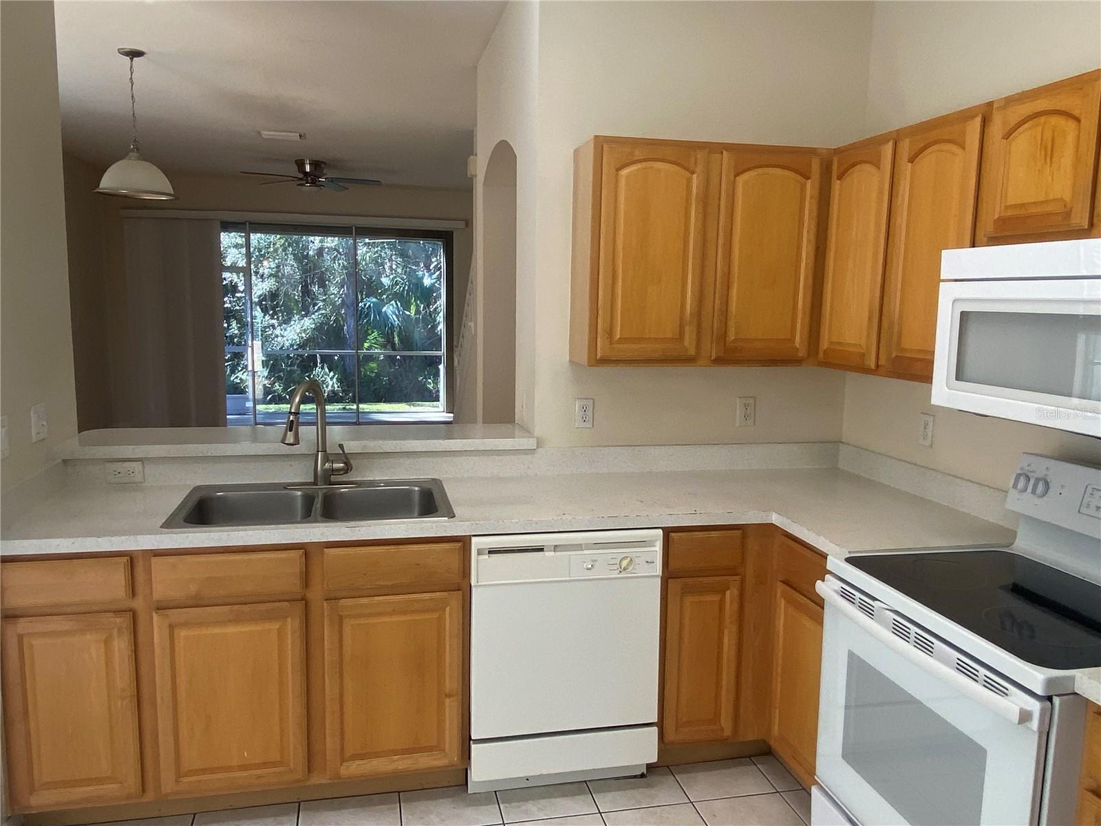 Image 34 of 61 For 18926 Duquesne Drive 18926