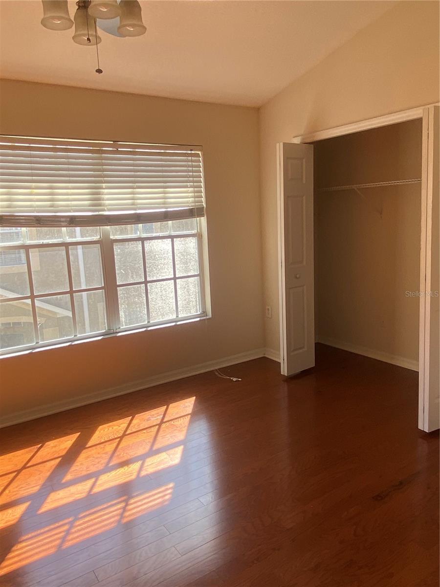 Image 38 of 61 For 18926 Duquesne Drive 18926