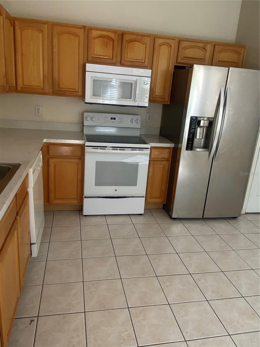 Image 44 of 61 For 18926 Duquesne Drive 18926