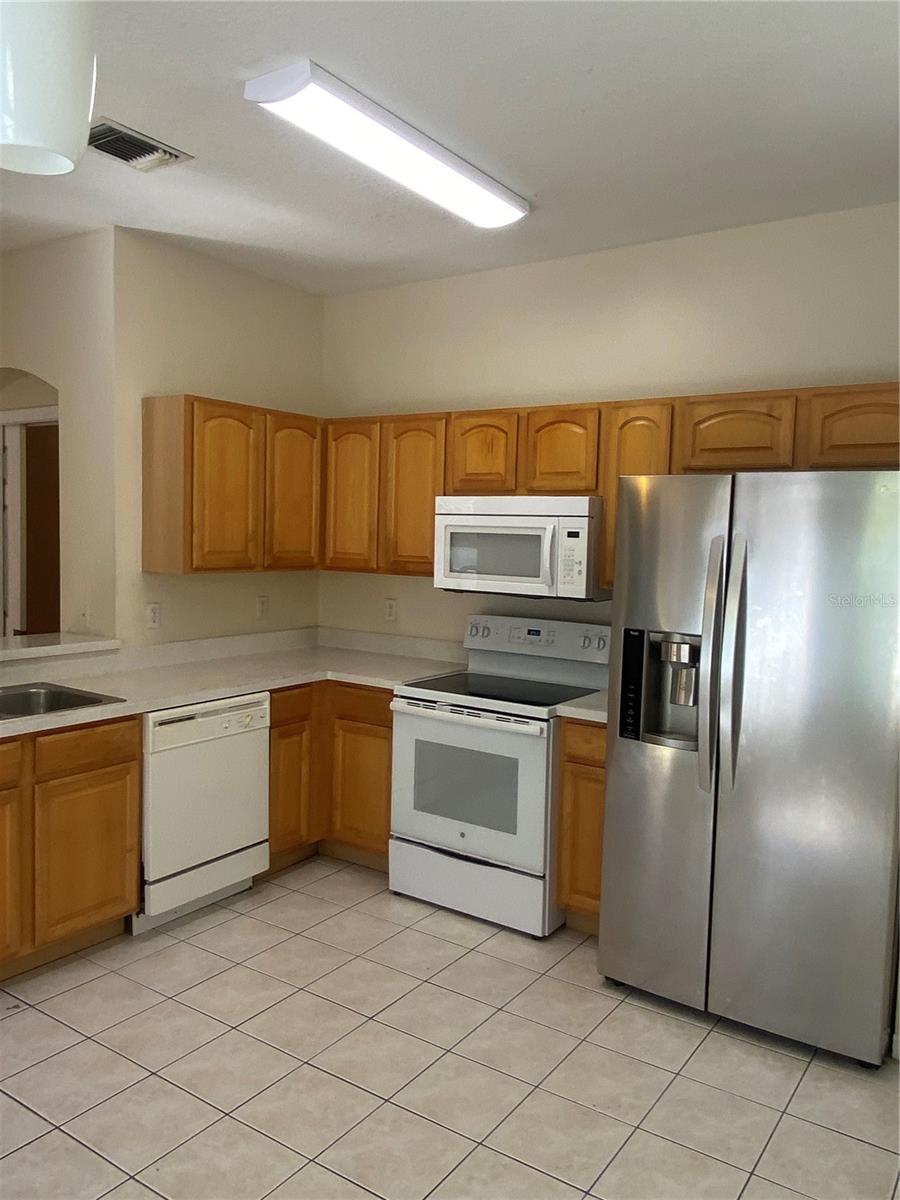 Image 46 of 61 For 18926 Duquesne Drive 18926