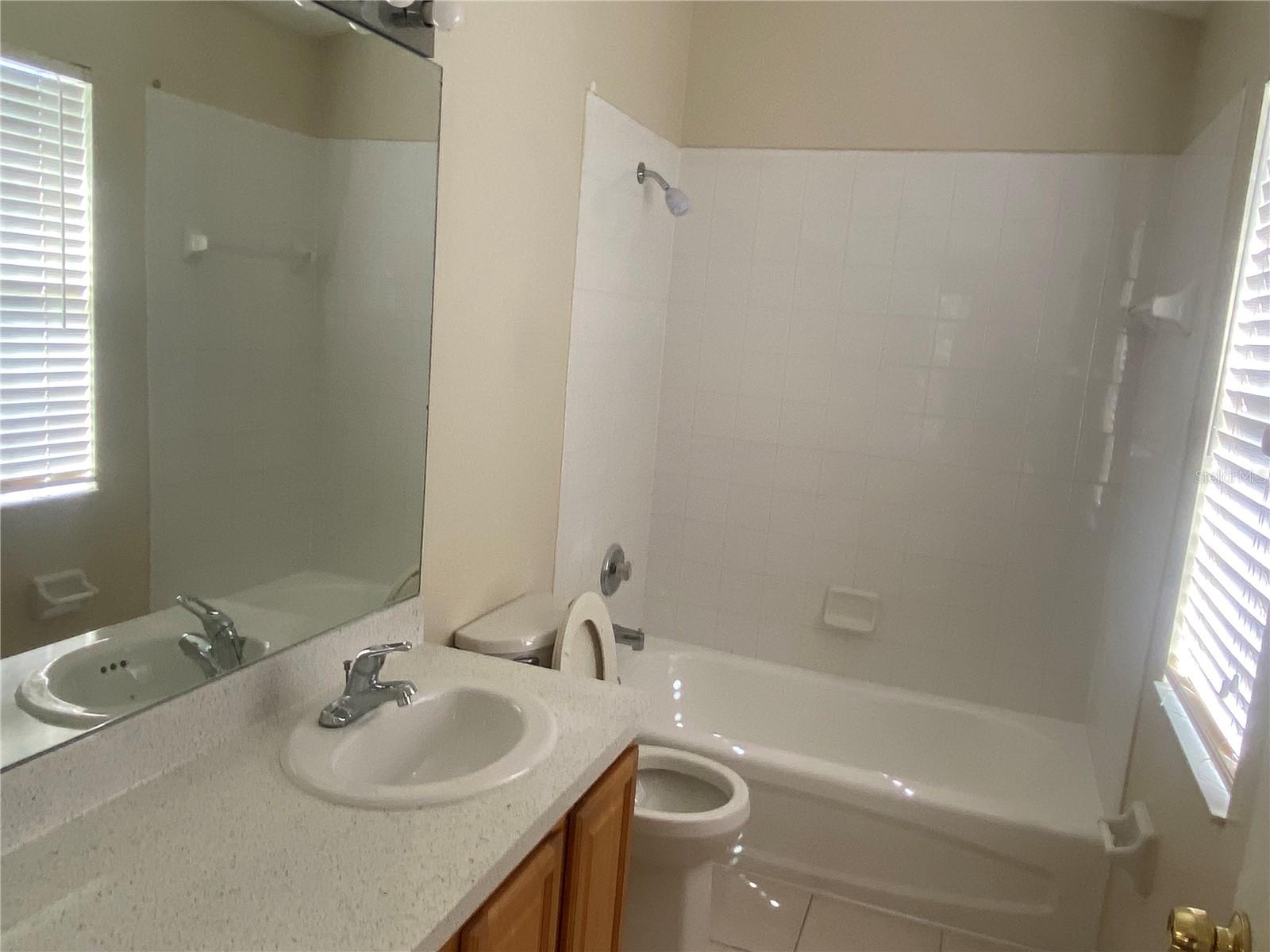 Image 8 of 61 For 18926 Duquesne Drive 18926