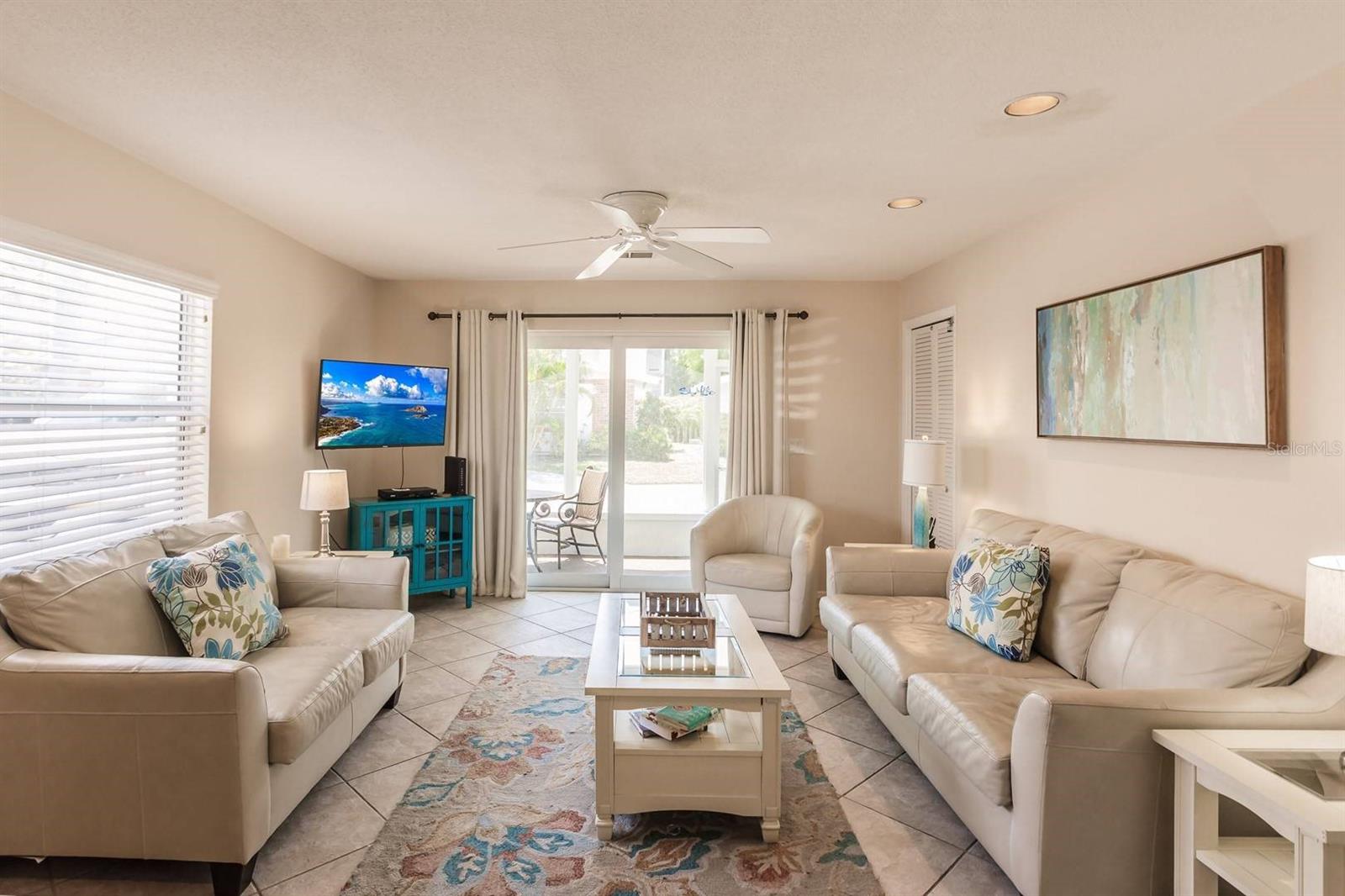 Image 5 of 13 For 6020 Midnight Pass Road 61