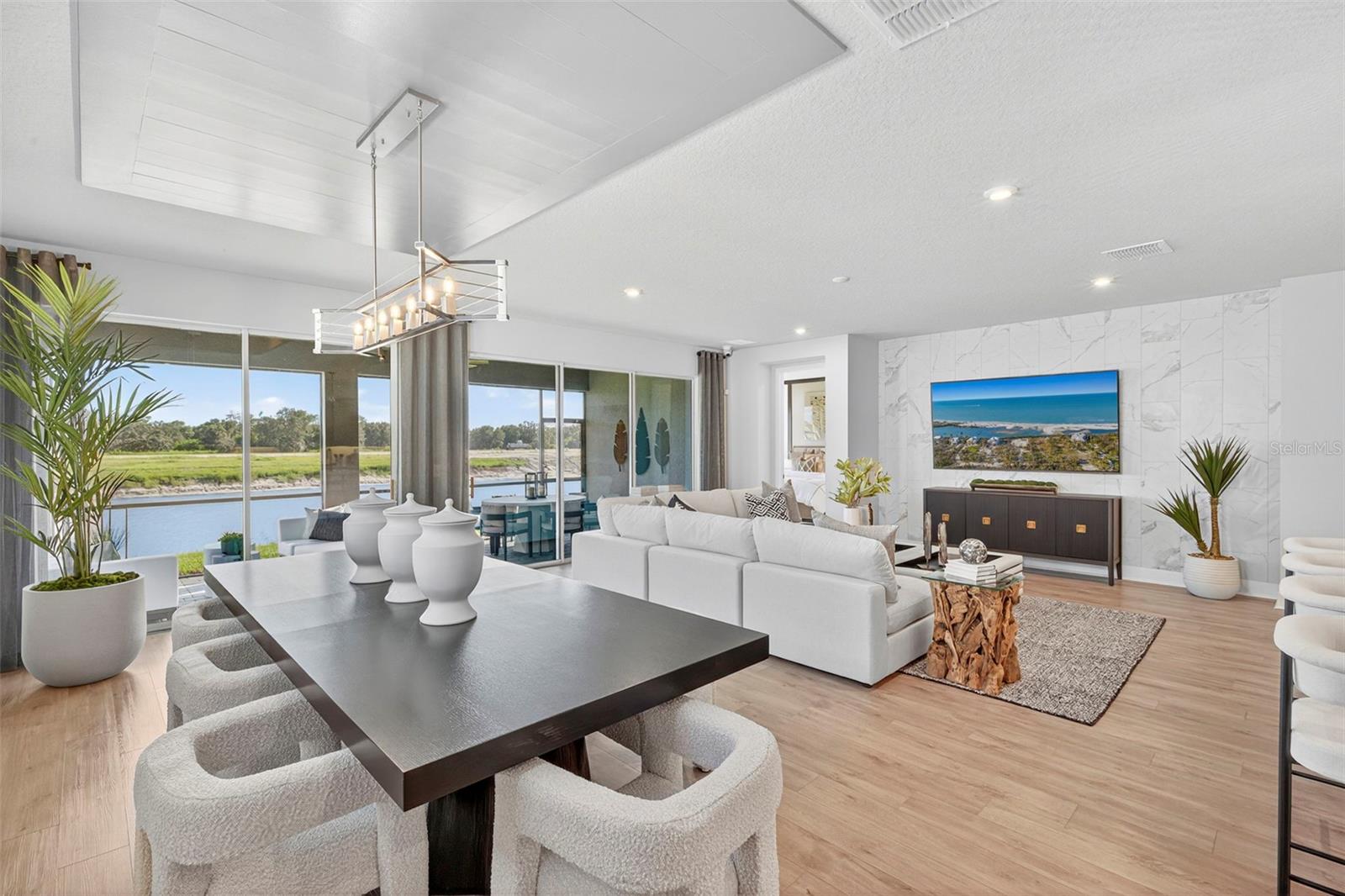 Image 14 of 31 For 9018 Sundance Terrace