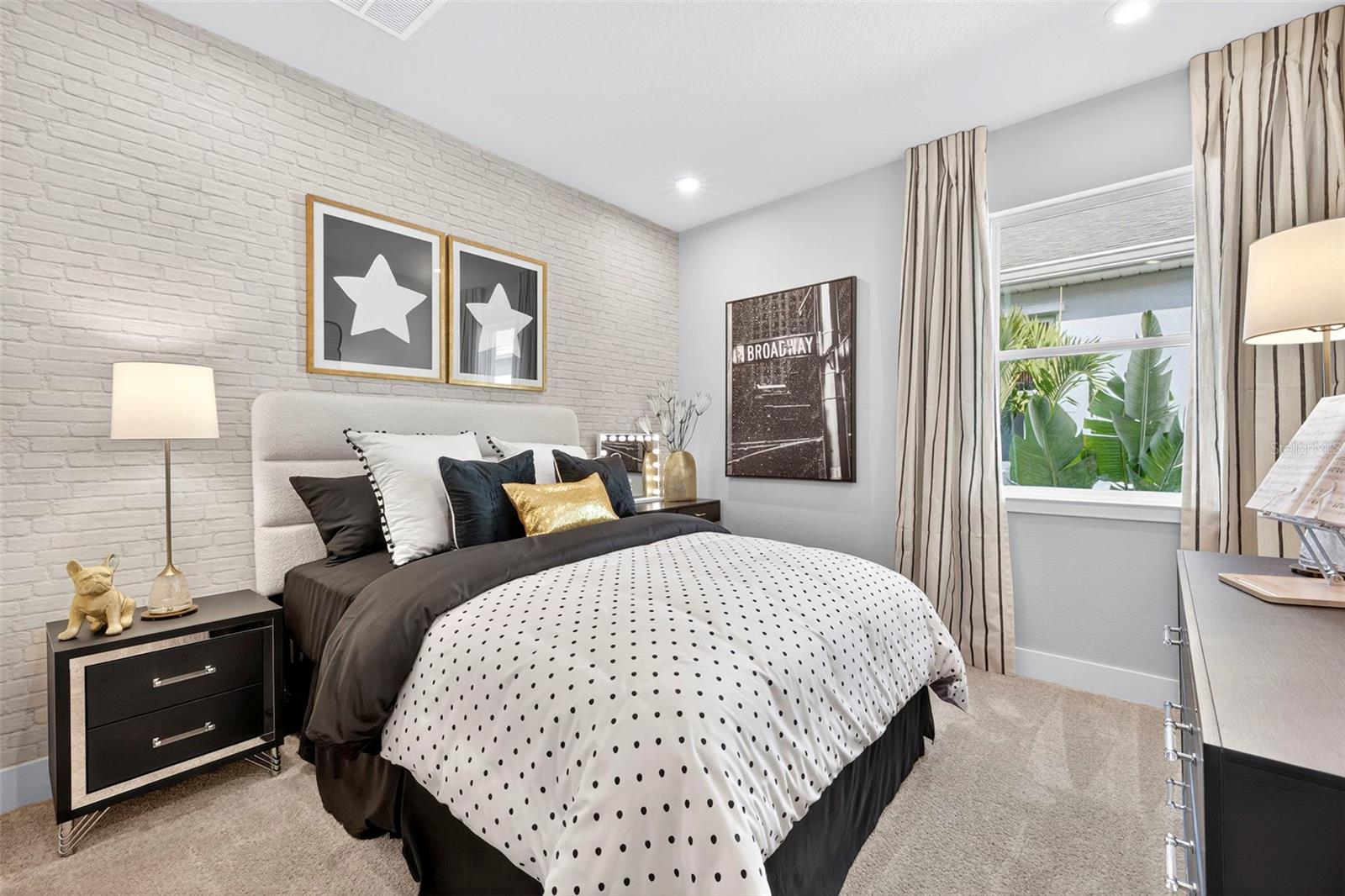 Image 24 of 31 For 9018 Sundance Terrace