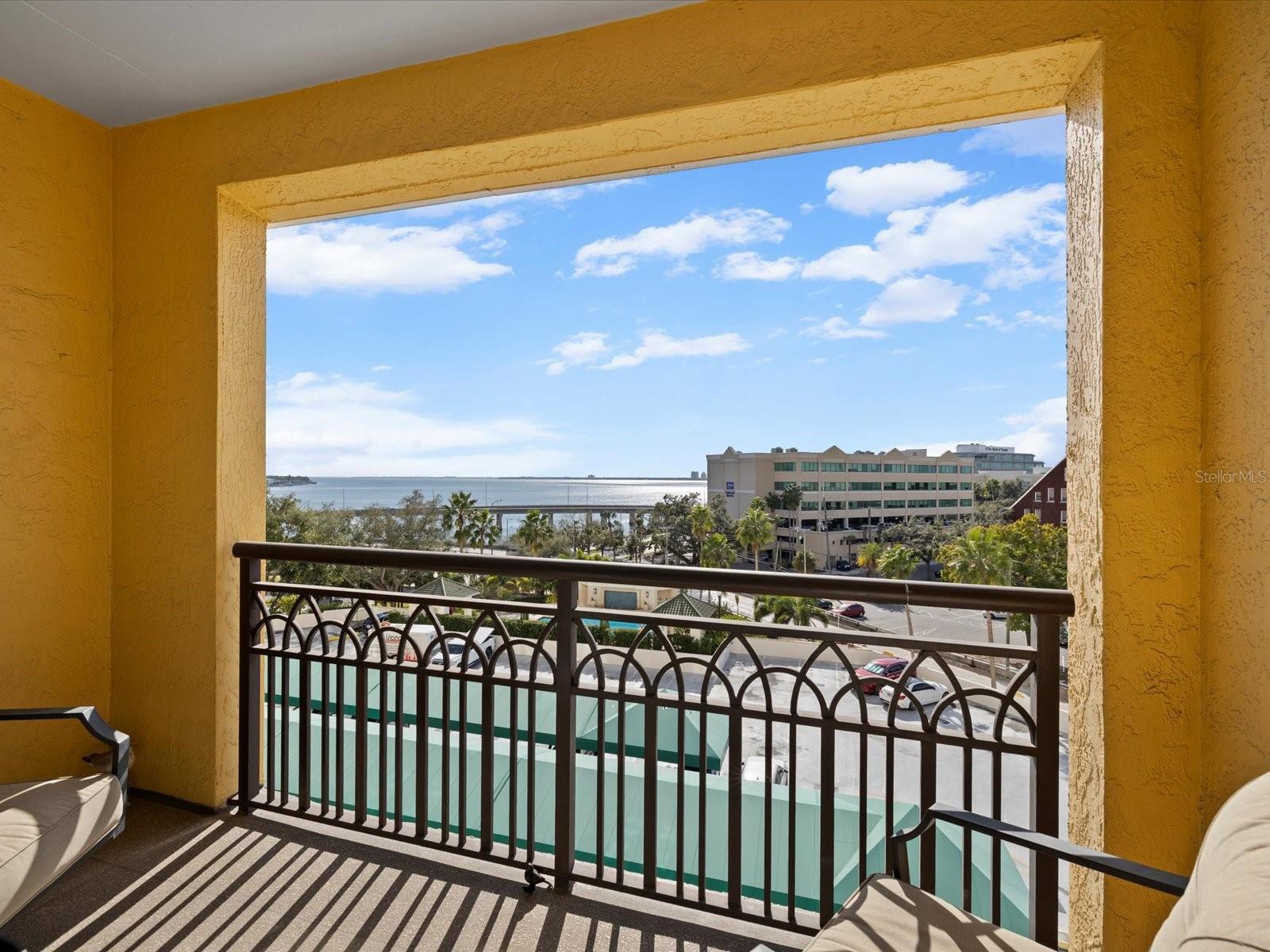 Image 14 of 62 For 345 Bayshore Boulevard 603