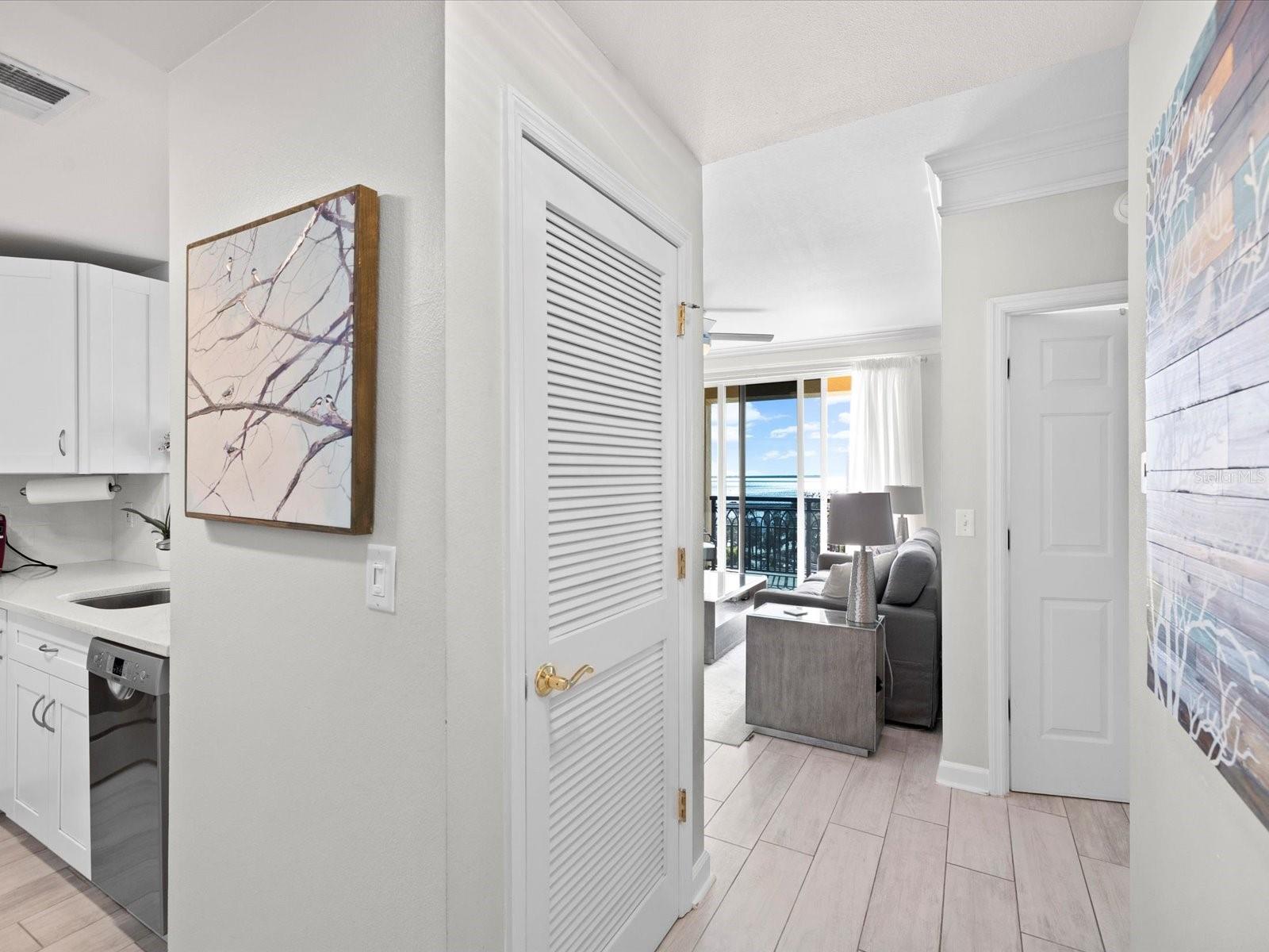 Image 6 of 62 For 345 Bayshore Boulevard 603