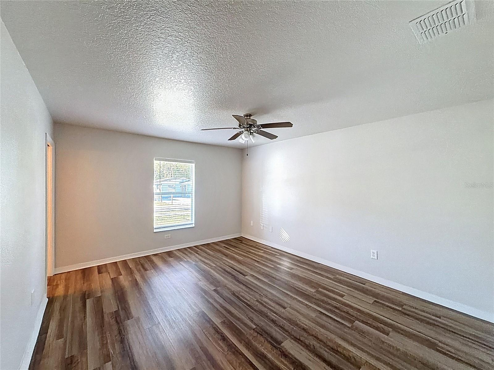 Image 20 of 23 For 8717 Dexter Avenue