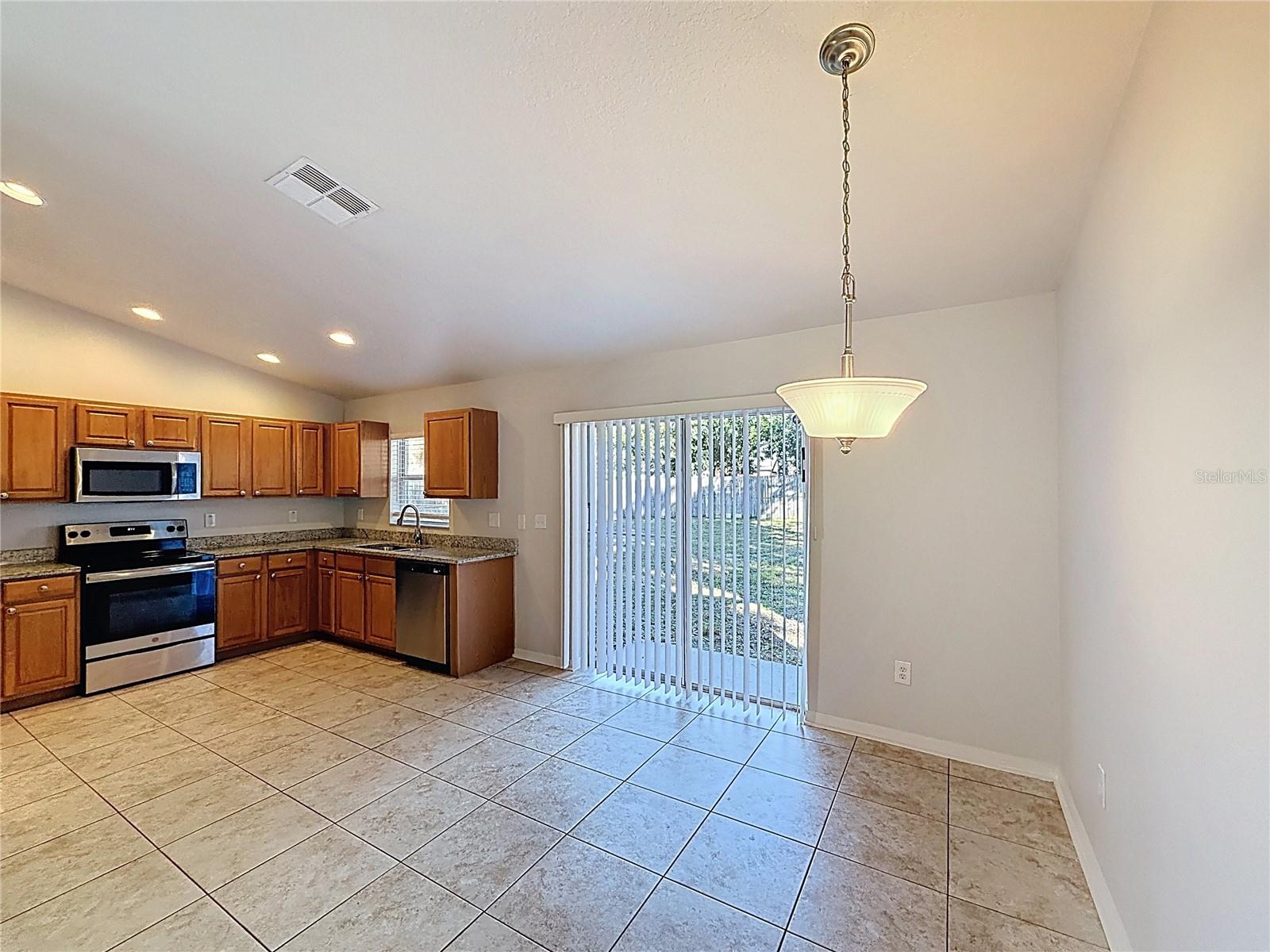 Image 4 of 23 For 8717 Dexter Avenue