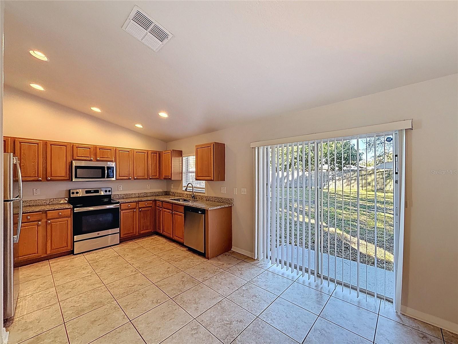 Image 5 of 23 For 8717 Dexter Avenue