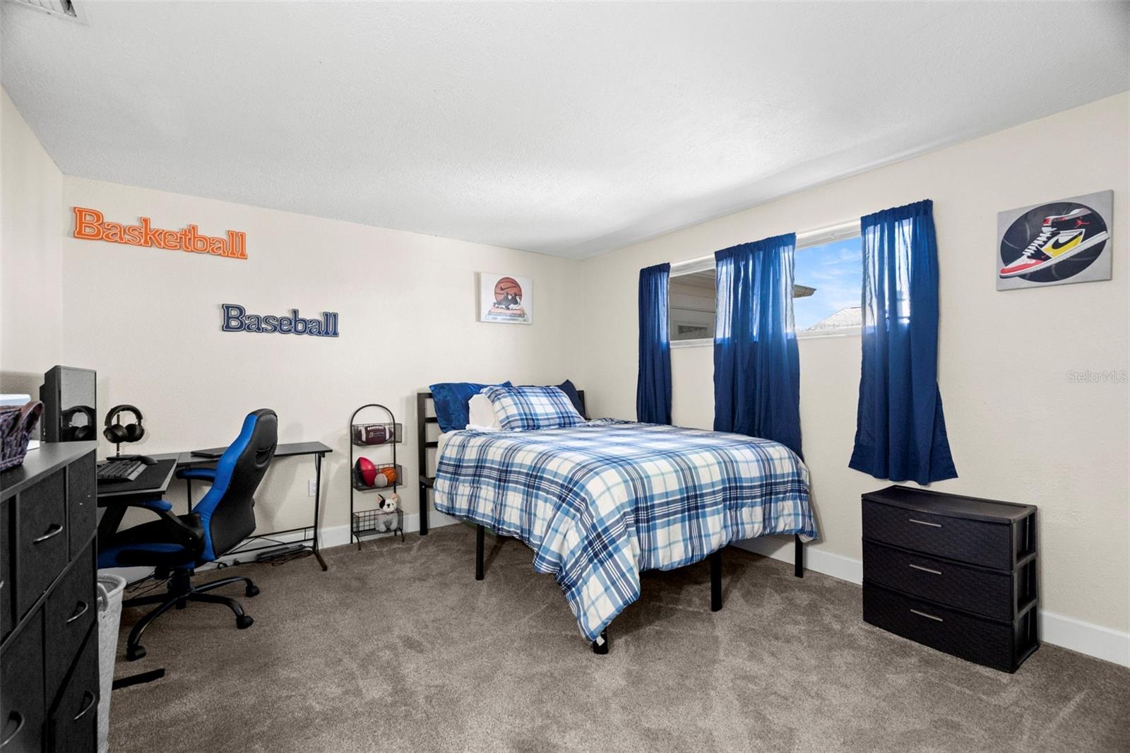 Image 27 of 37 For 6333 Aberdeen Avenue