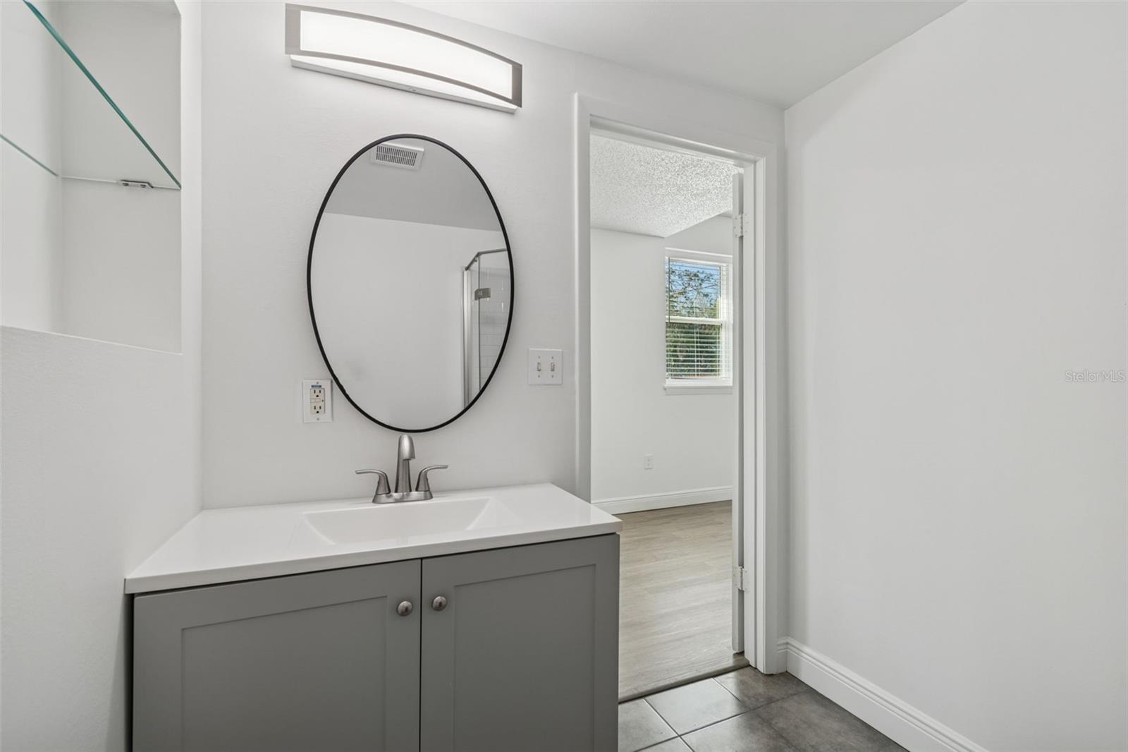 Image 22 of 52 For 2900 49th Street N