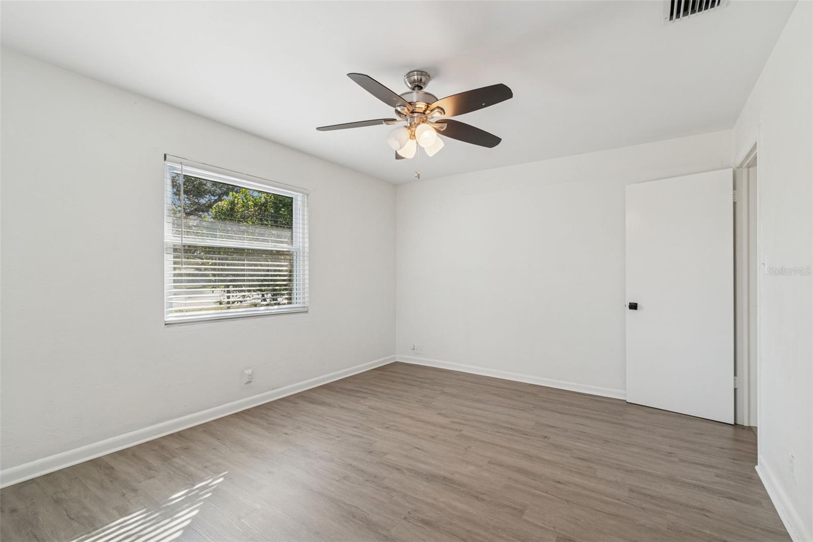 Image 30 of 52 For 2900 49th Street N