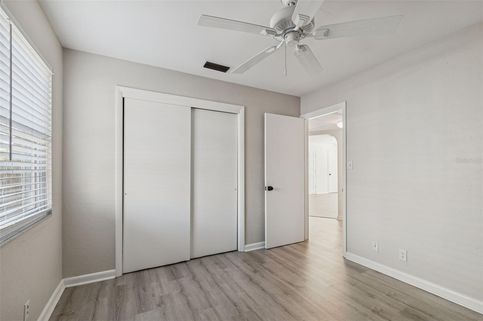 Image 33 of 52 For 2900 49th Street N