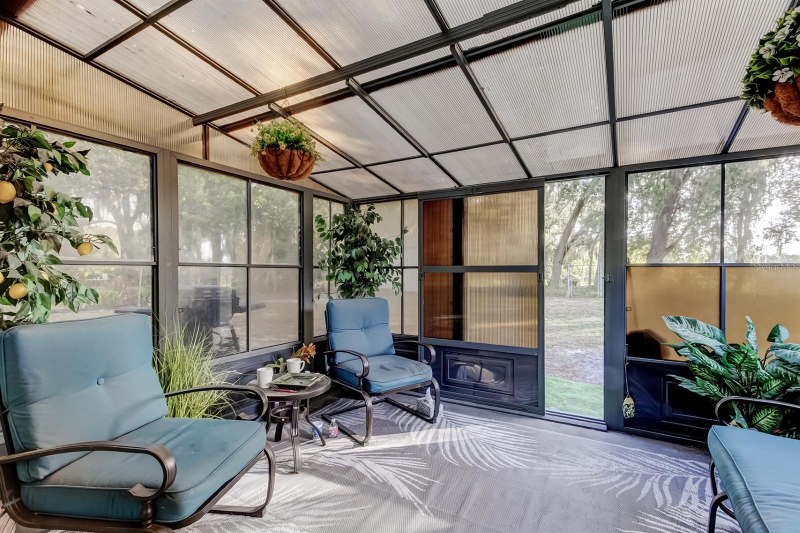 Image 20 of 40 For 39748 Meadowood Loop