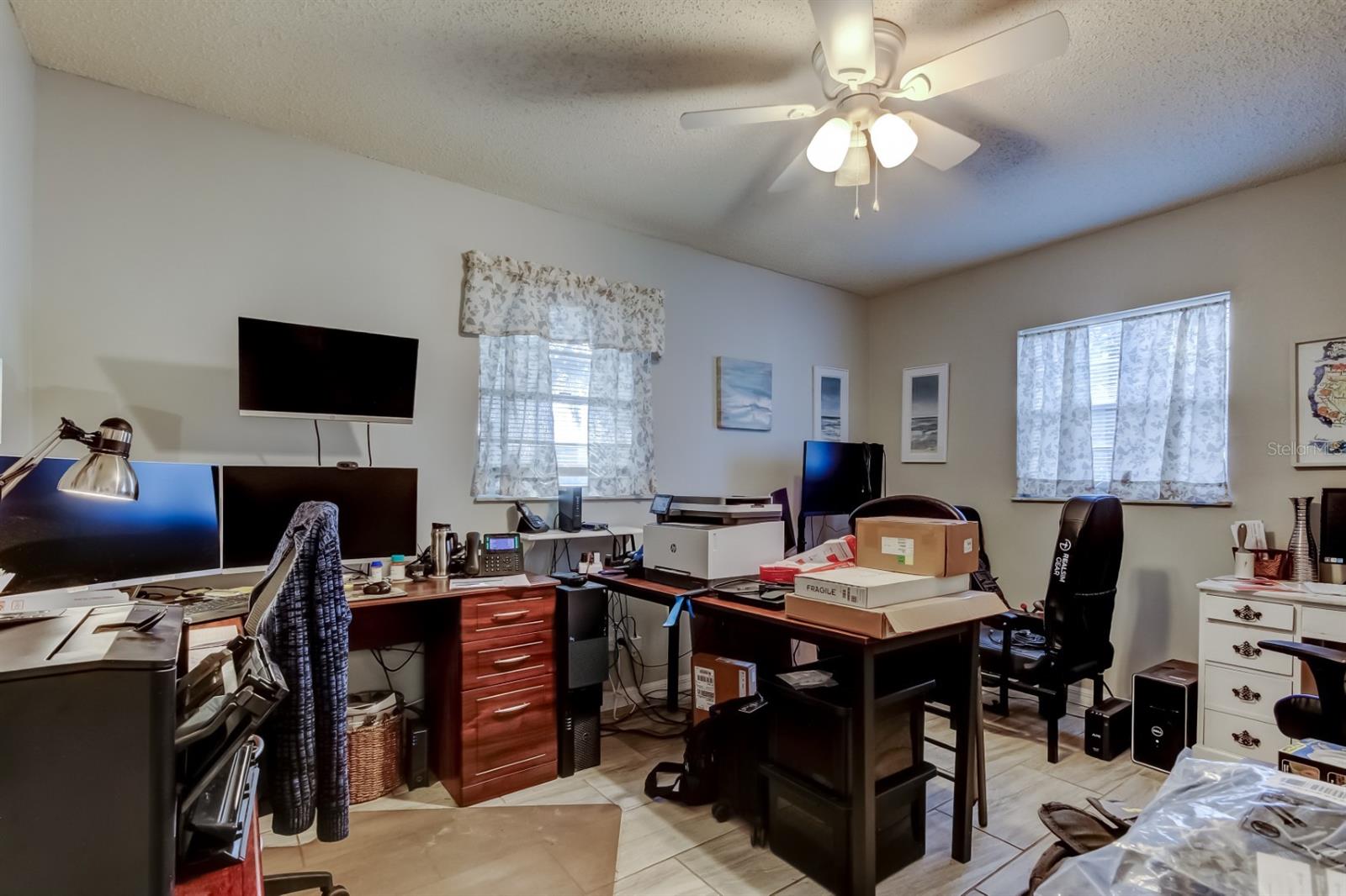 Image 40 of 40 For 39748 Meadowood Loop