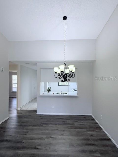 Image 4 of 21 For 4991 Puritan Circle 522