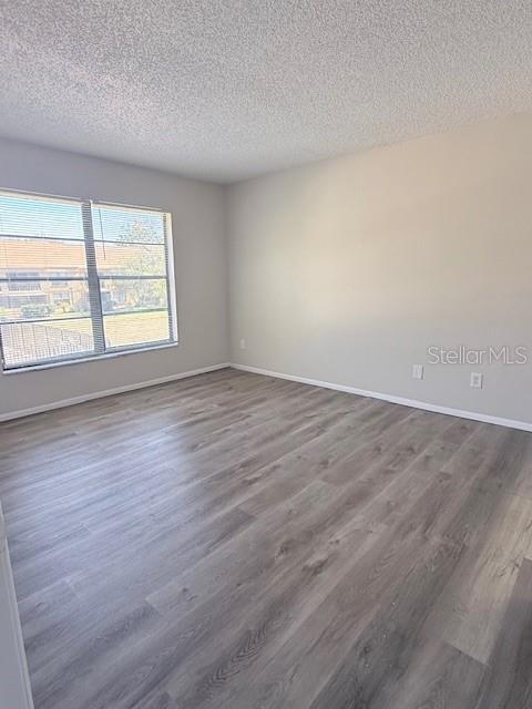 Image 8 of 21 For 4991 Puritan Circle 522