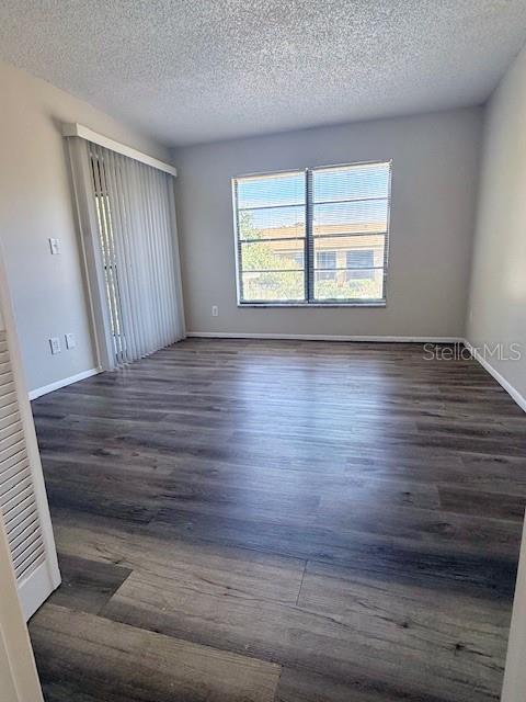 Image 9 of 21 For 4991 Puritan Circle 522