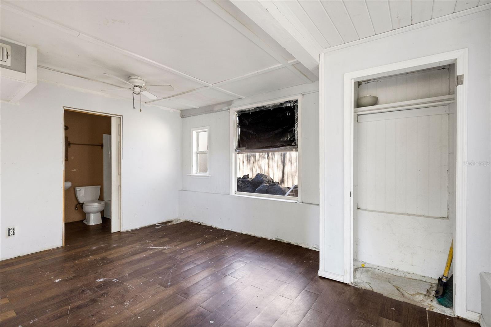 Image 23 of 32 For 4560 68th Street N