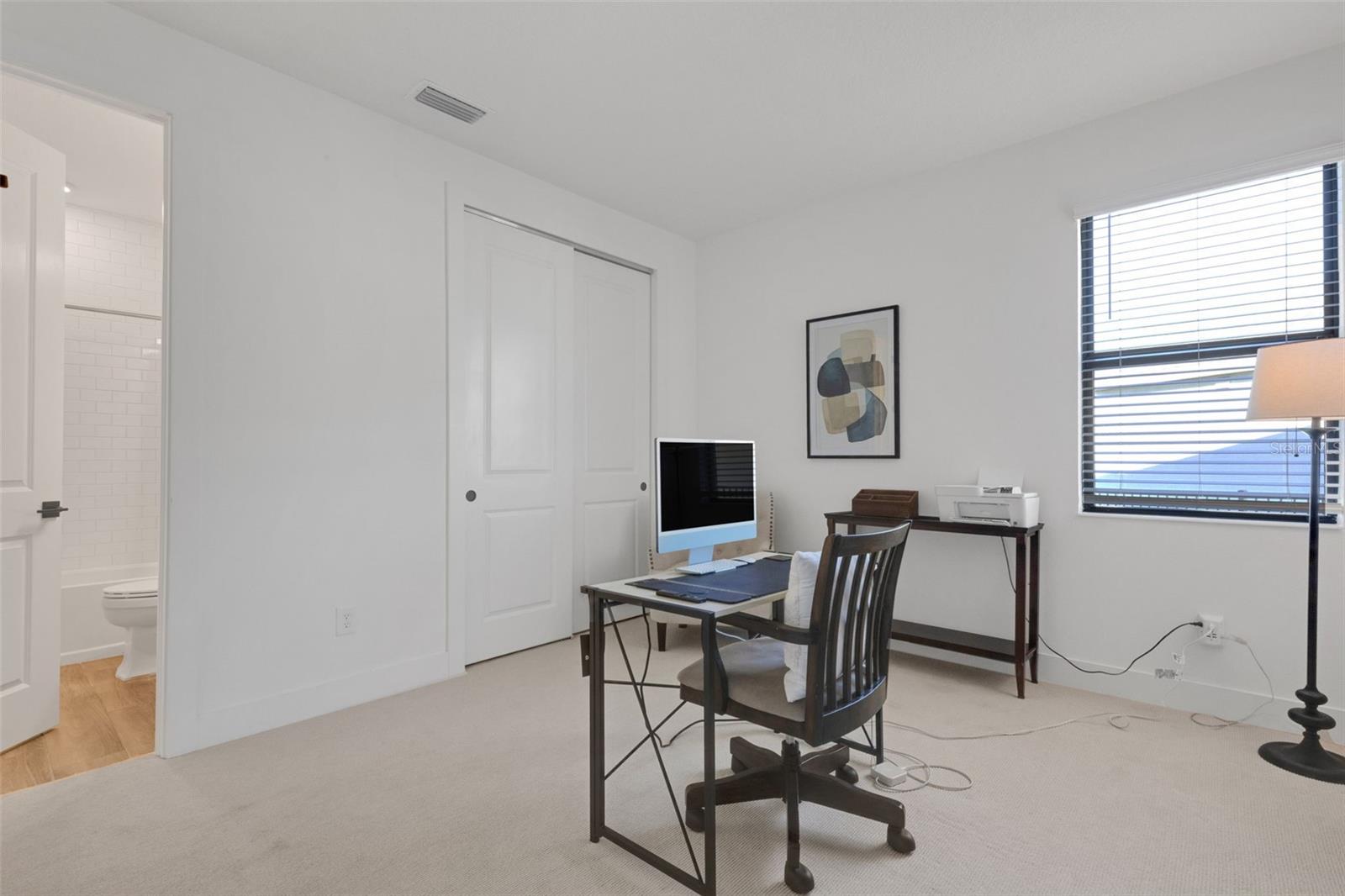 Image 34 of 83 For 2524 Cobalt Shores Lane