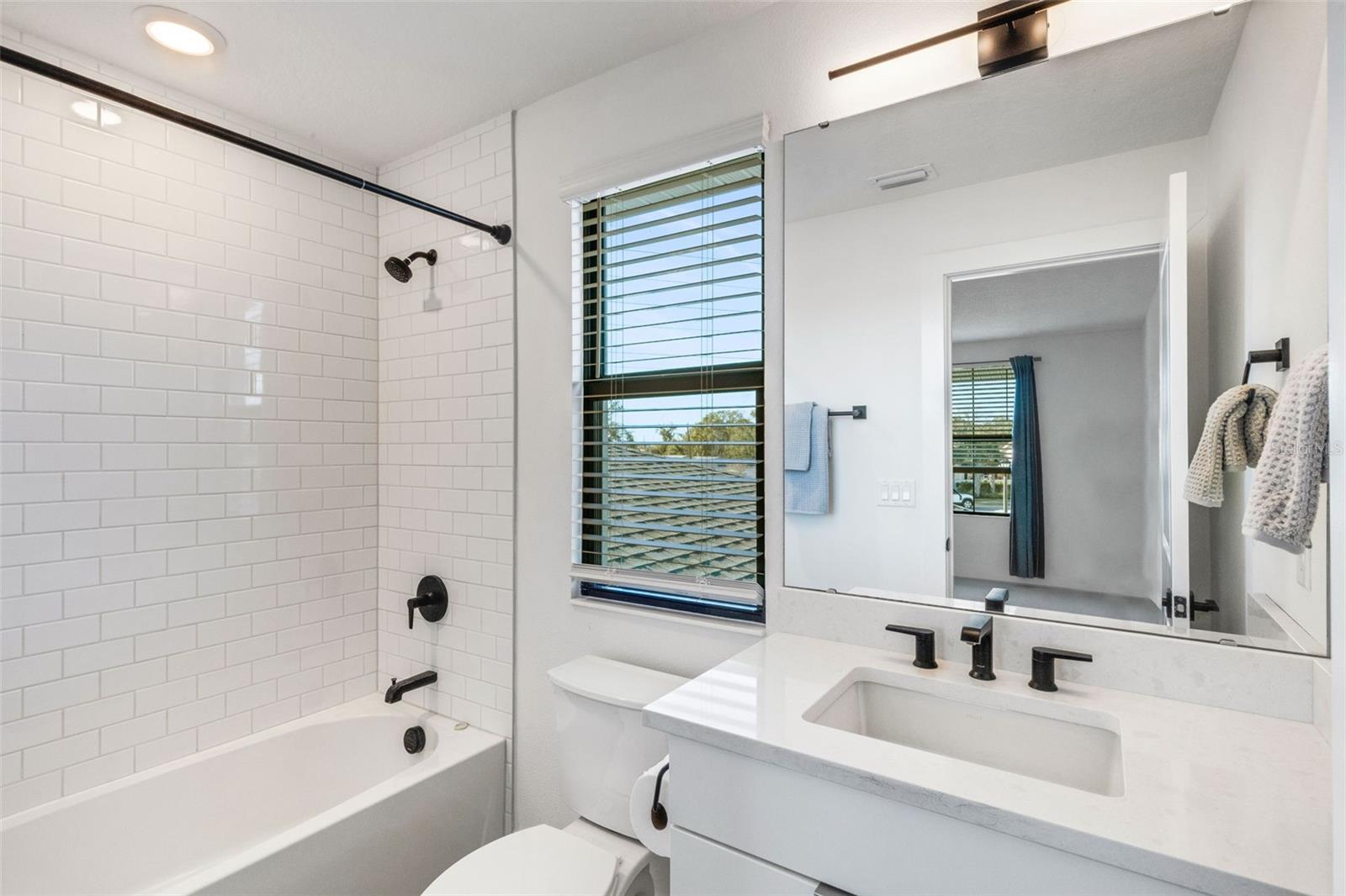 Image 39 of 83 For 2524 Cobalt Shores Lane