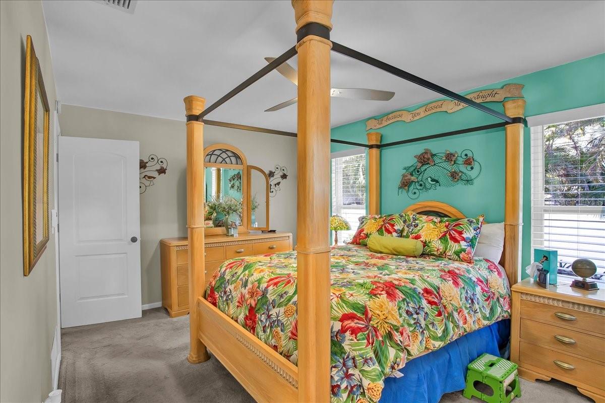 Image 21 of 48 For 855 Fountainhead Drive