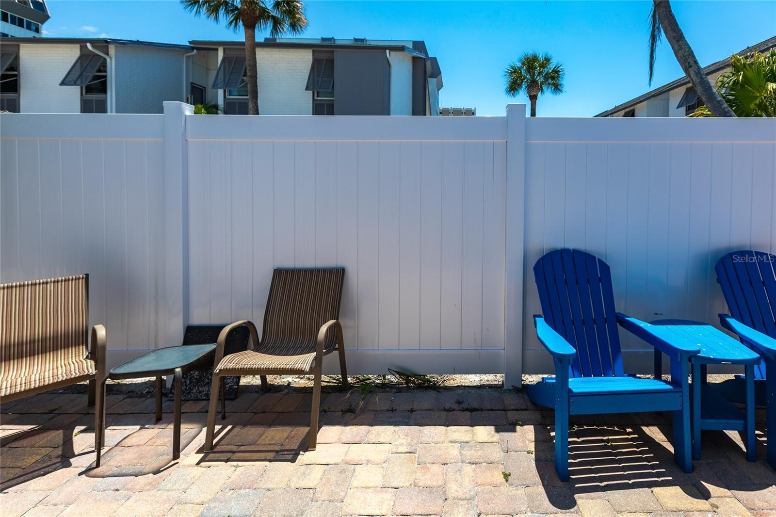 Image 13 of 14 For 6020 Midnight Pass Road 30