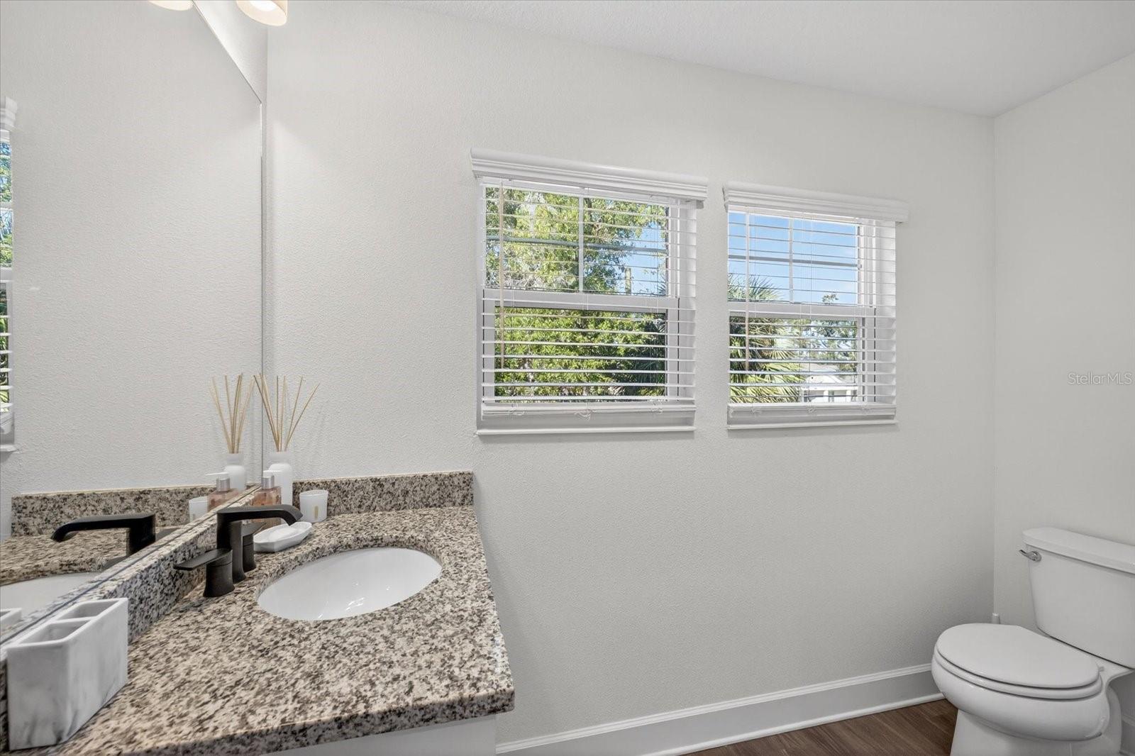 Image 18 of 42 For 115 Broad Street 2