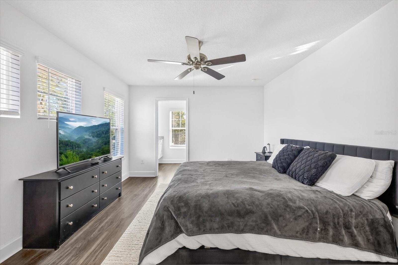 Image 24 of 42 For 115 Broad Street 2