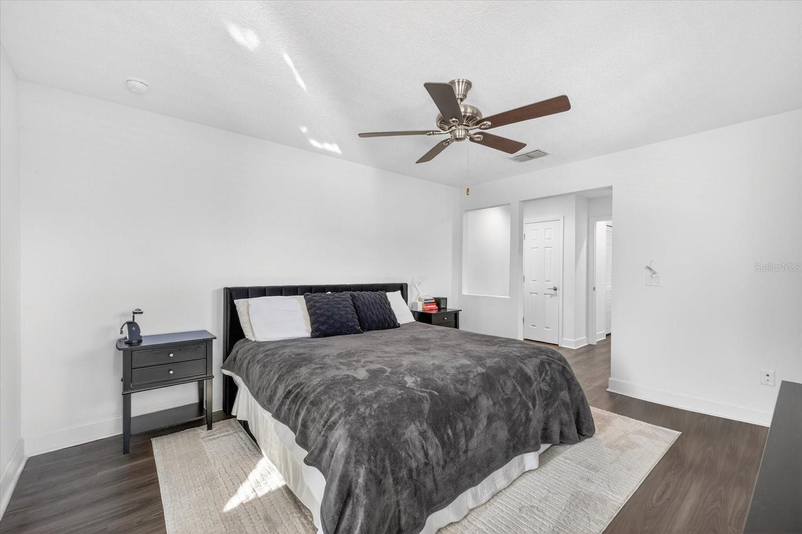 Image 26 of 42 For 115 Broad Street 2