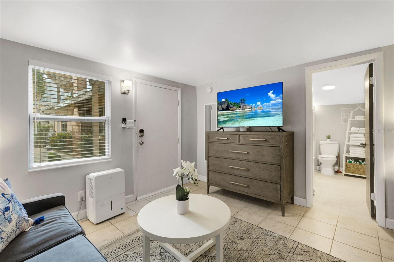 Image 2 of 47 For 18 Heilwood Street