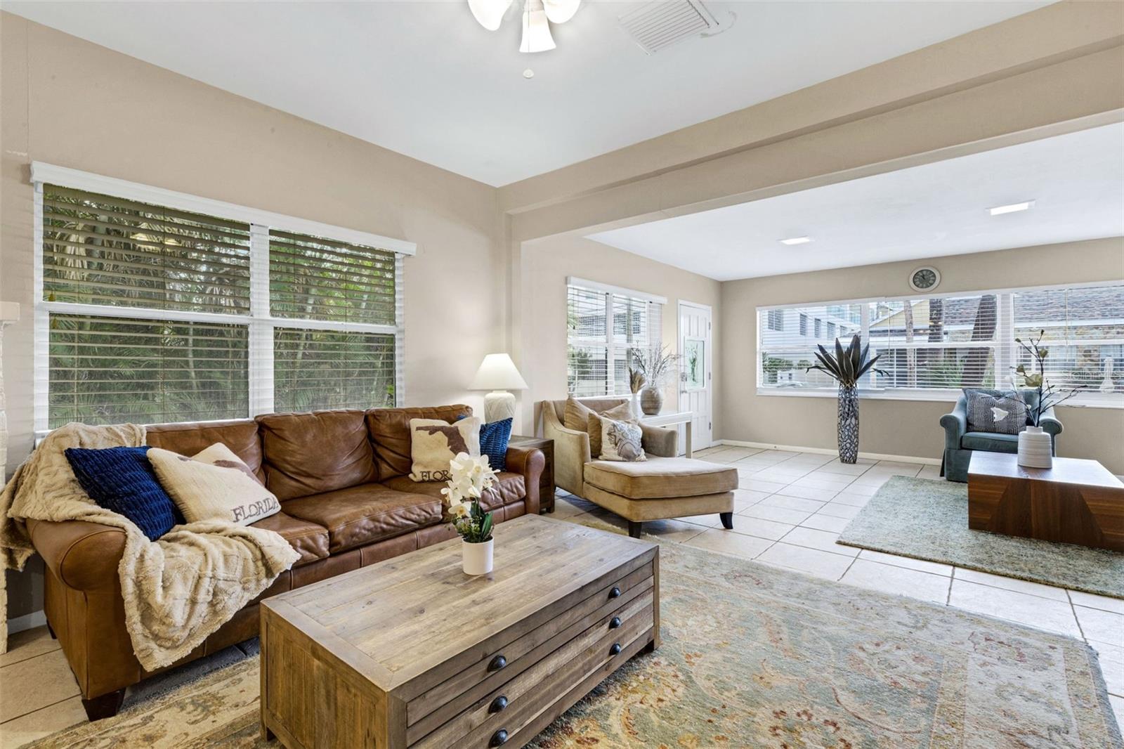 Image 32 of 47 For 18 Heilwood Street