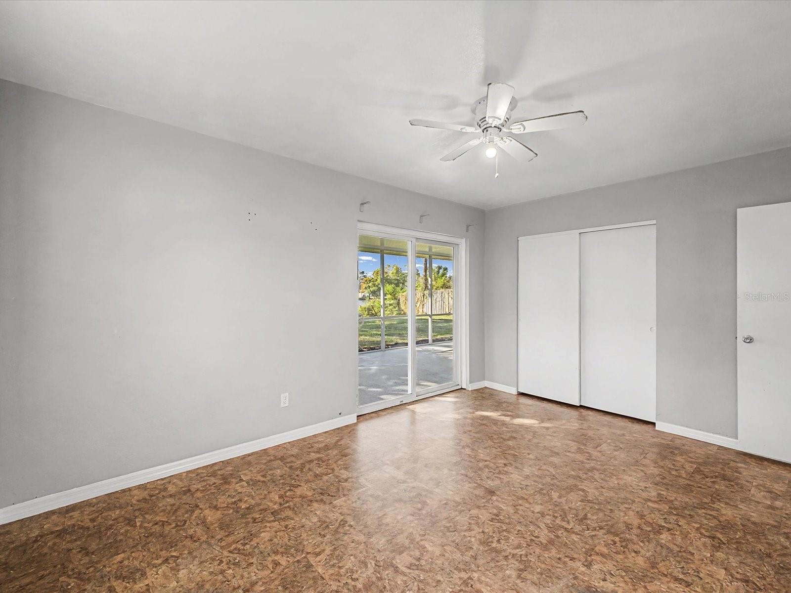 Image 14 of 43 For 9828 49th Avenue N